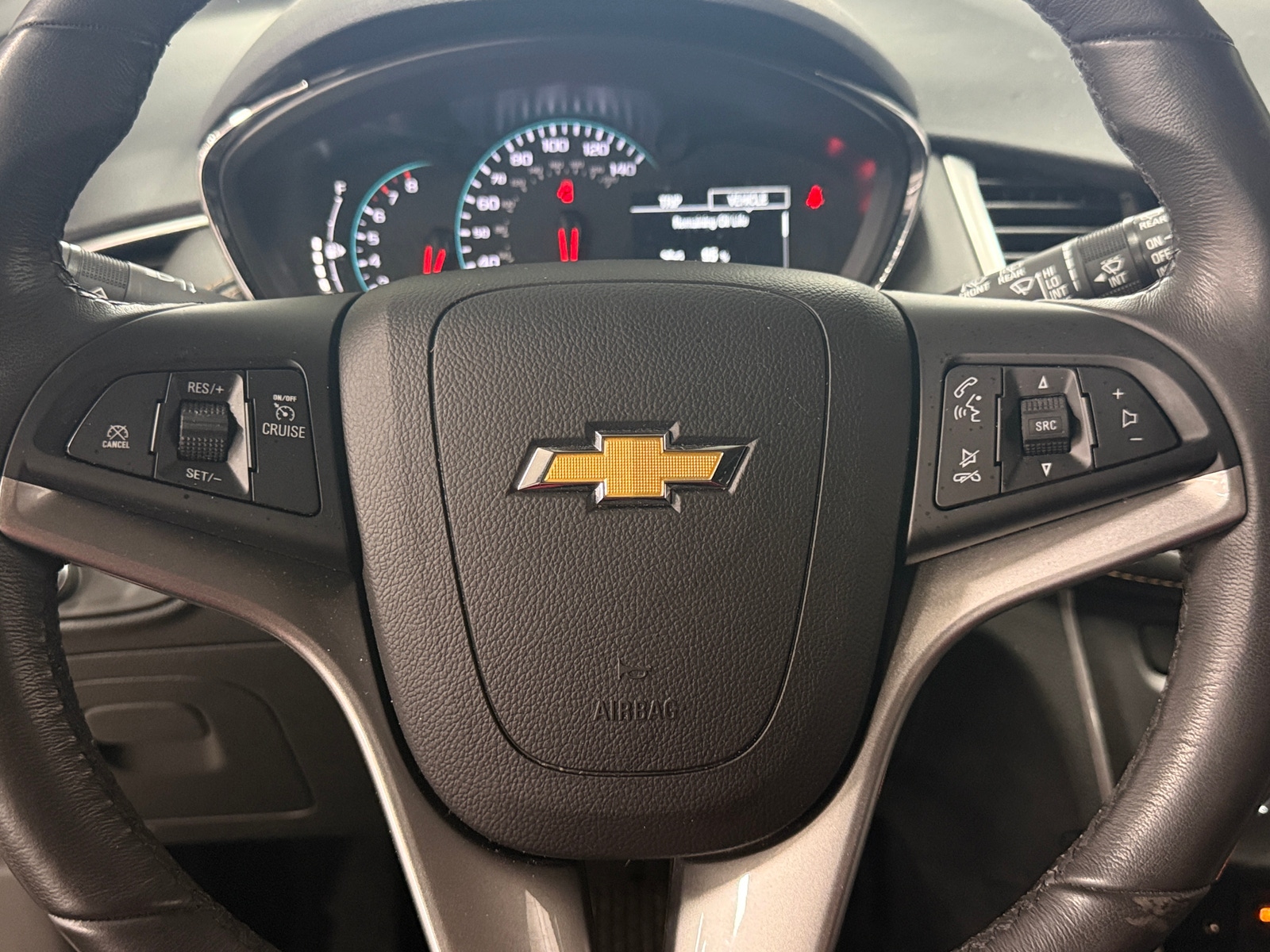 Thumbnail: 2022 Chevrolet Trax - 5