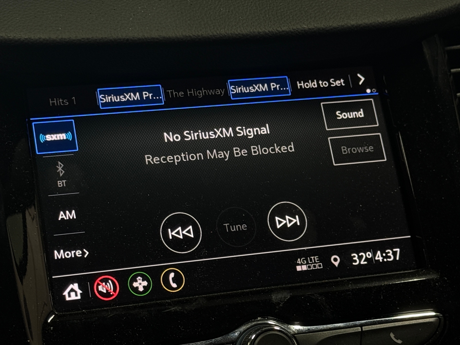 Thumbnail: 2022 Chevrolet Trax - 4