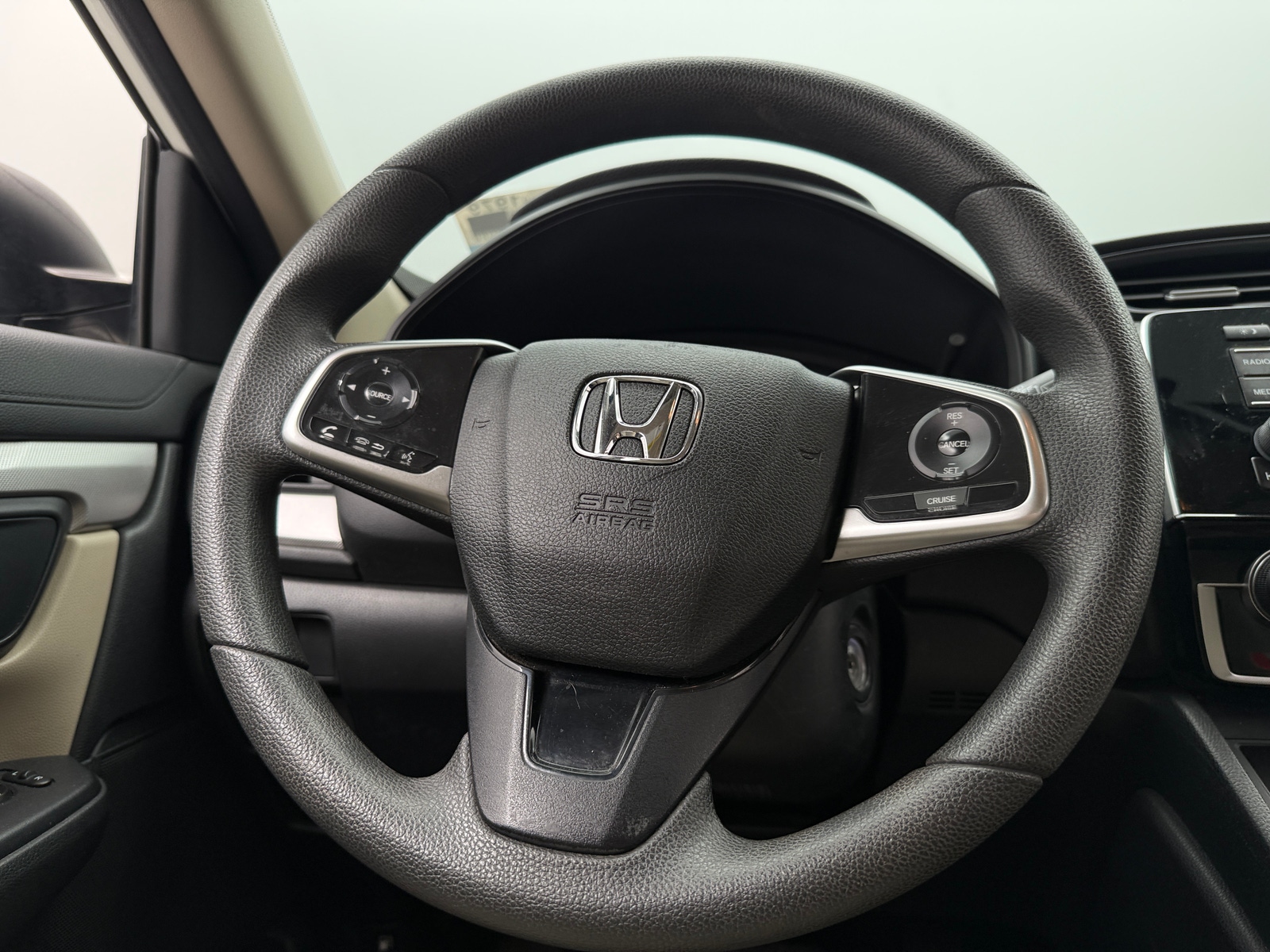 Thumbnail: 2017 Honda CR-V - 5