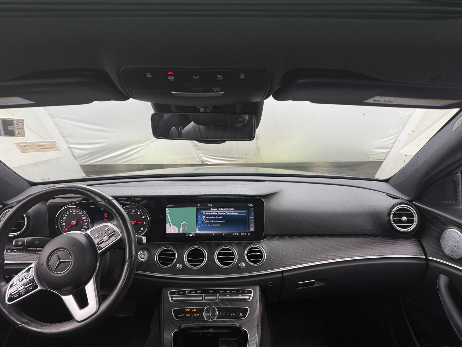 Thumbnail: 2019 Mercedes-Benz E-Class - 2