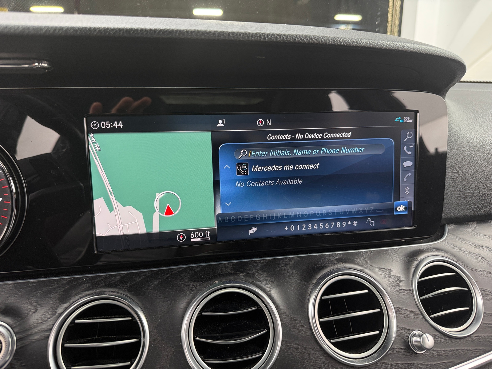 Thumbnail: 2019 Mercedes-Benz E-Class - 3