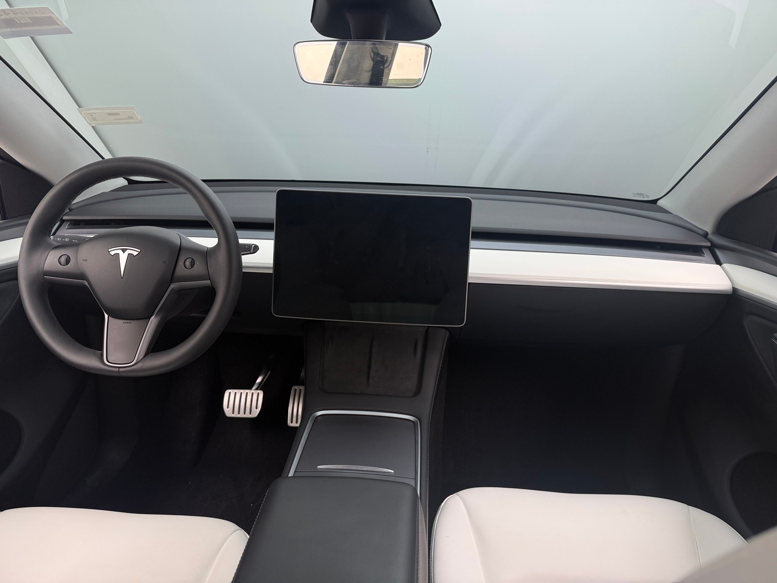 Thumbnail: 2025 Tesla Model Y - 2