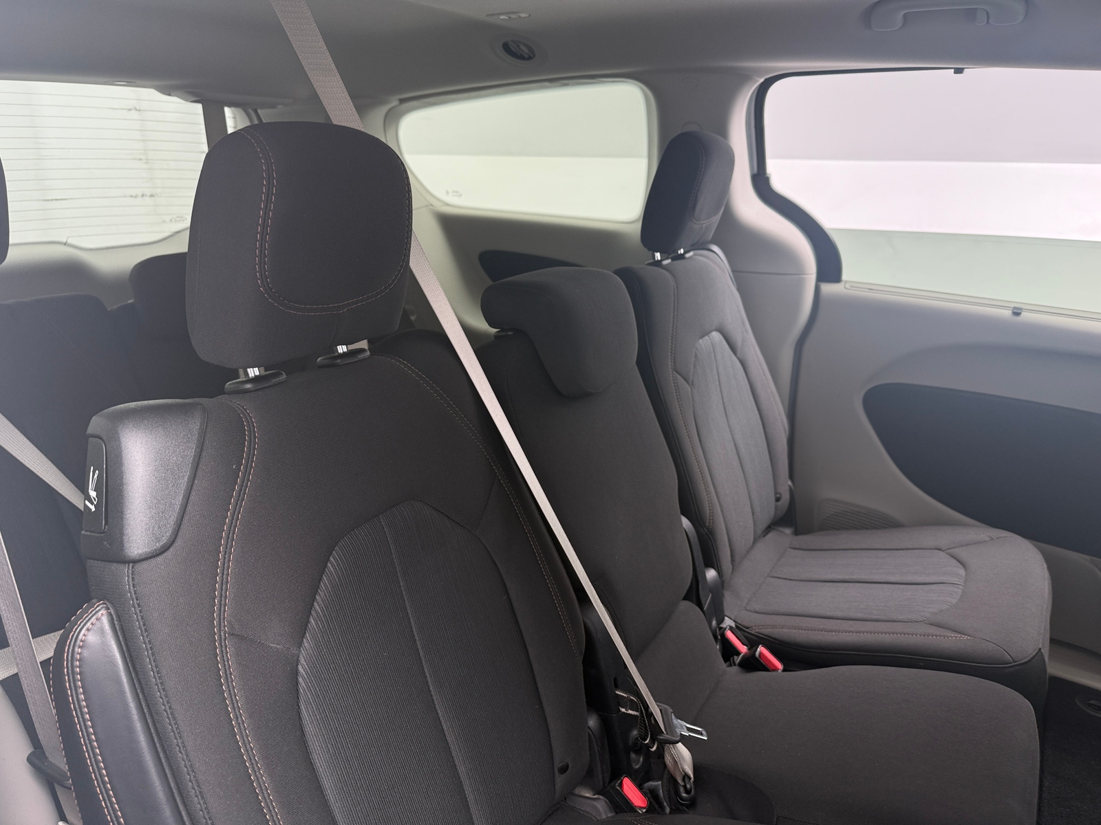 Thumbnail: 2020 Chrysler Pacifica - 6