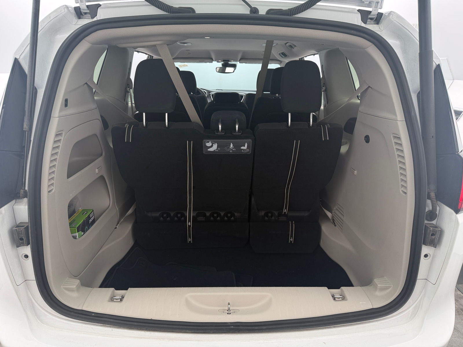 Thumbnail: 2020 Chrysler Pacifica - 7