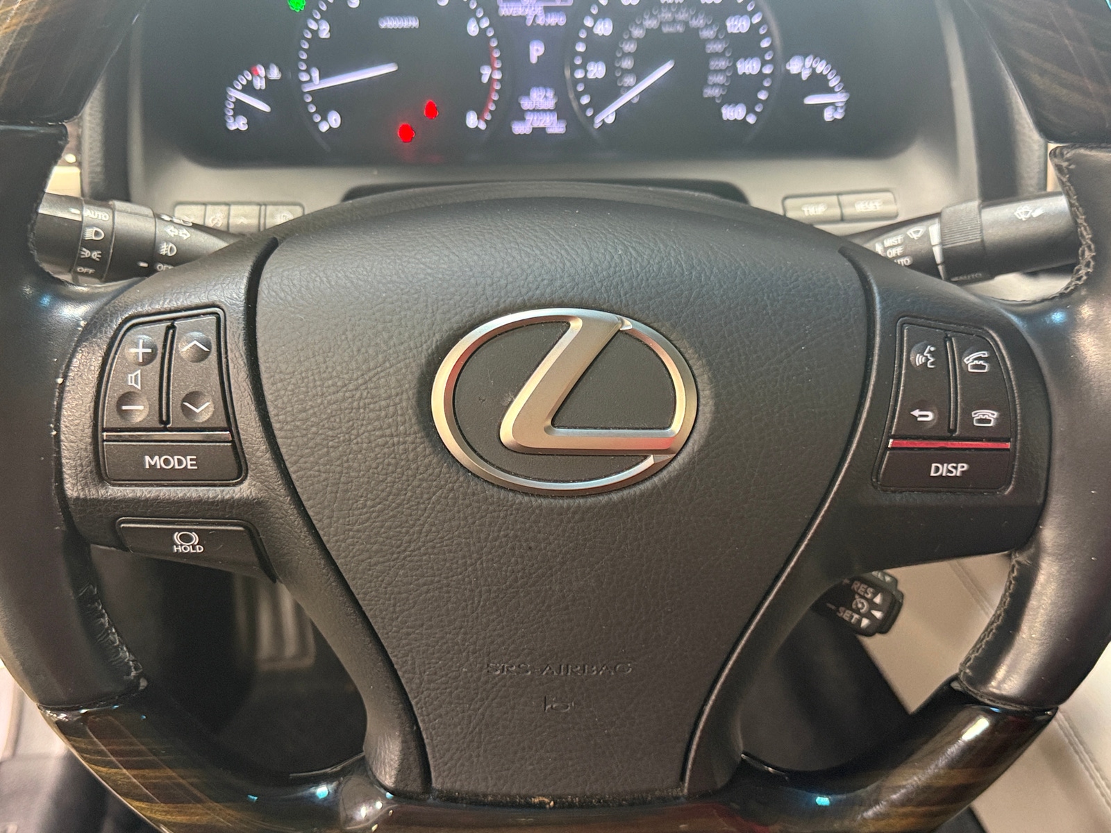 Thumbnail: 2015 Lexus LS - 4