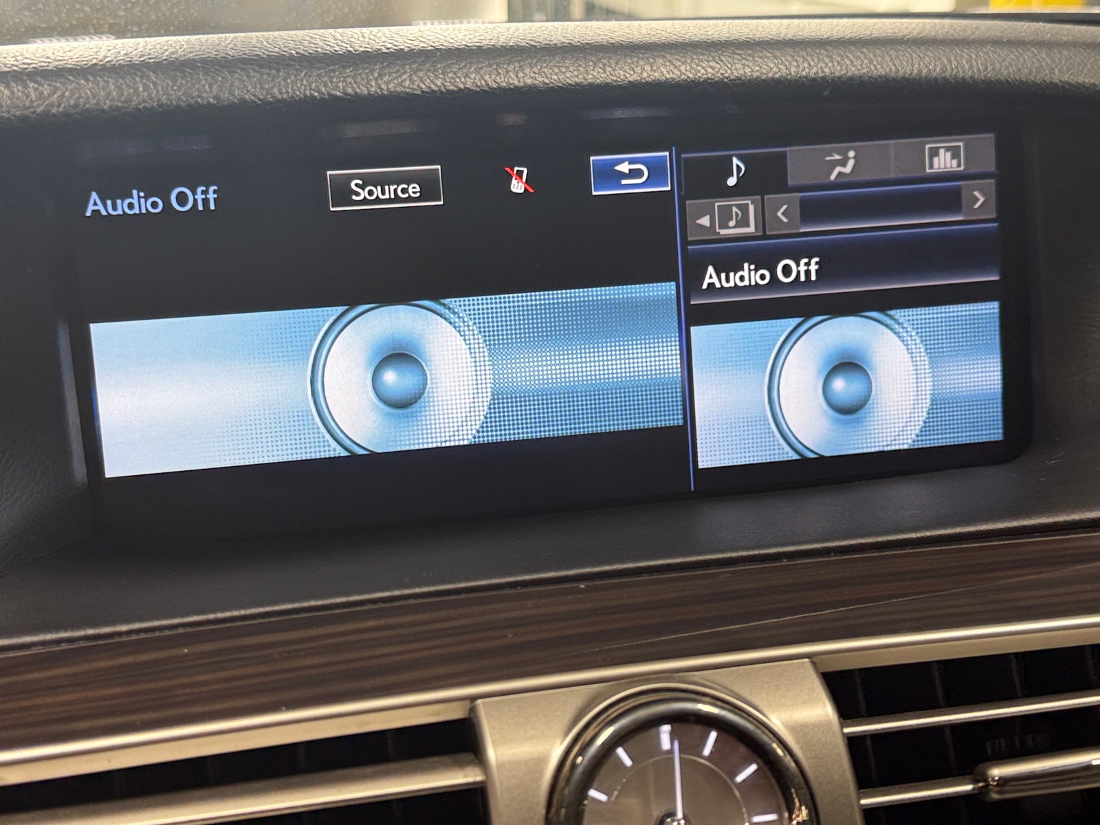 Thumbnail: 2015 Lexus LS - 3