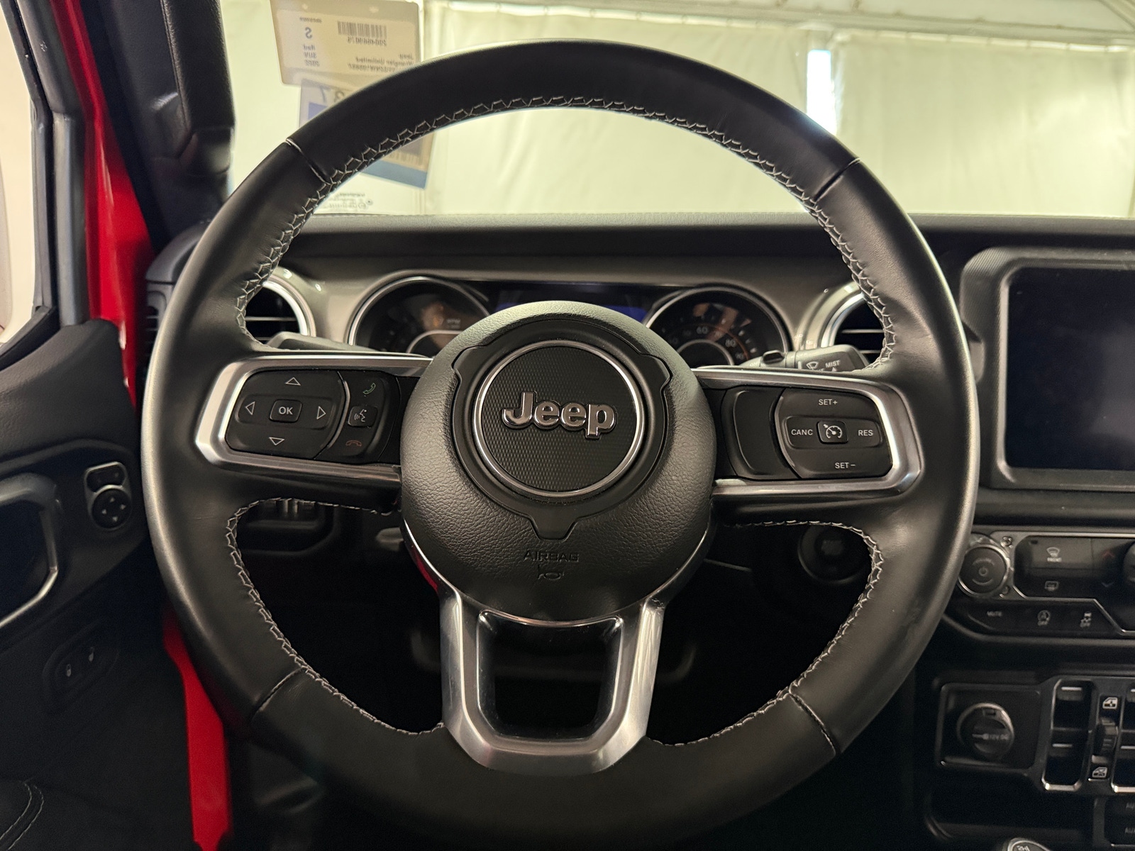 Thumbnail: 2022 Jeep Wrangler - 5