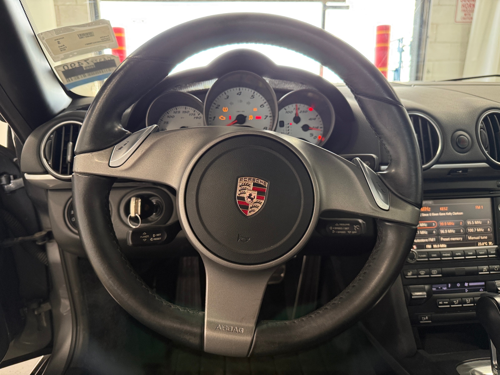 Thumbnail: 2010 Porsche Cayman - 3