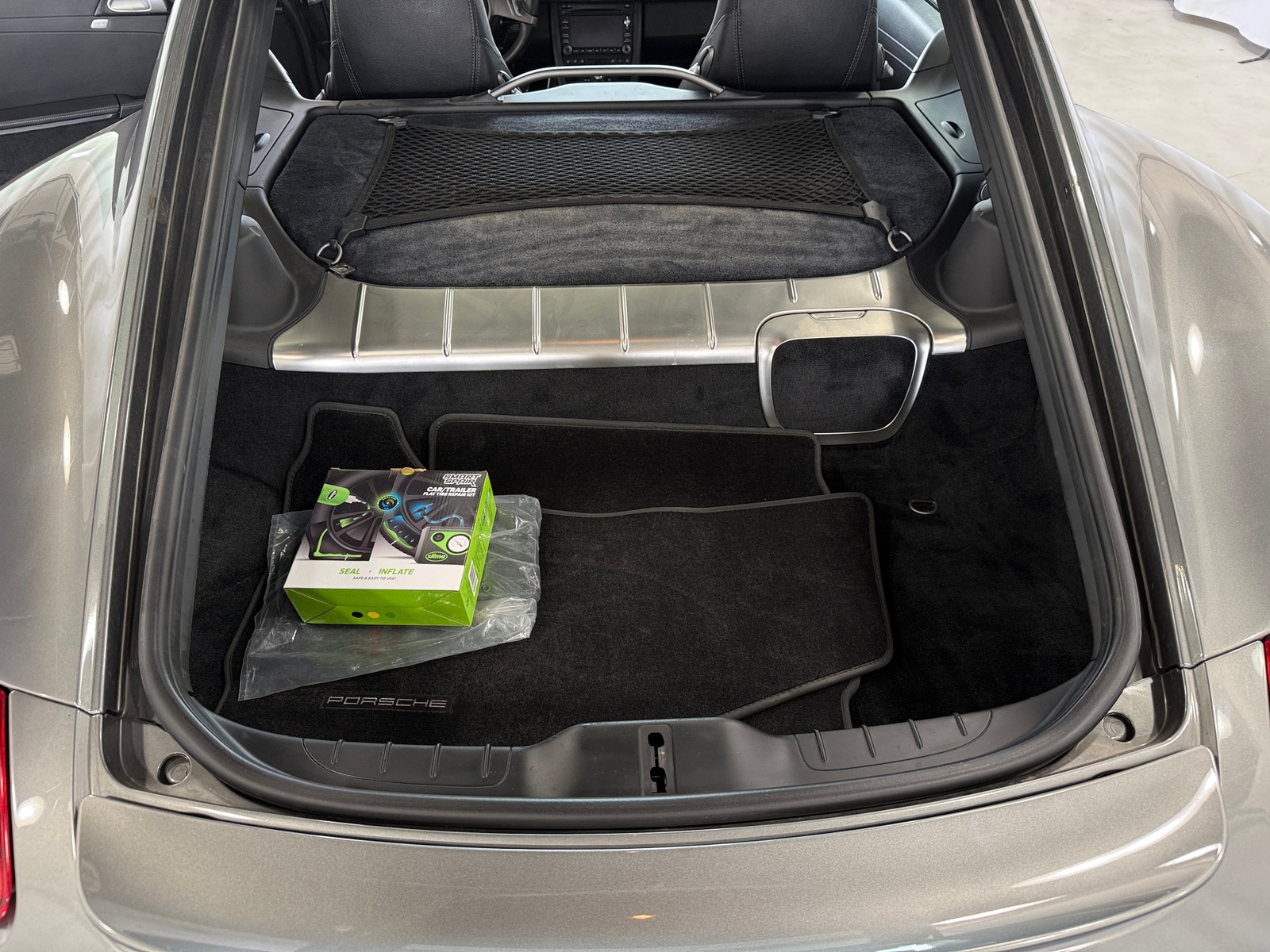 Thumbnail: 2010 Porsche Cayman - 4