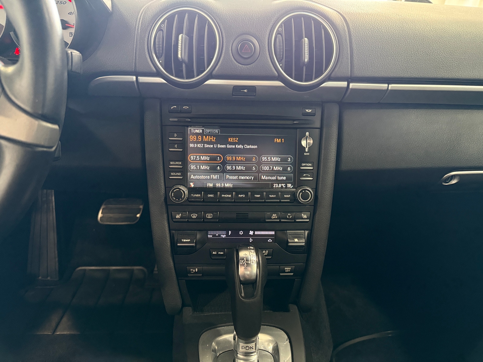 Thumbnail: 2010 Porsche Cayman - 2