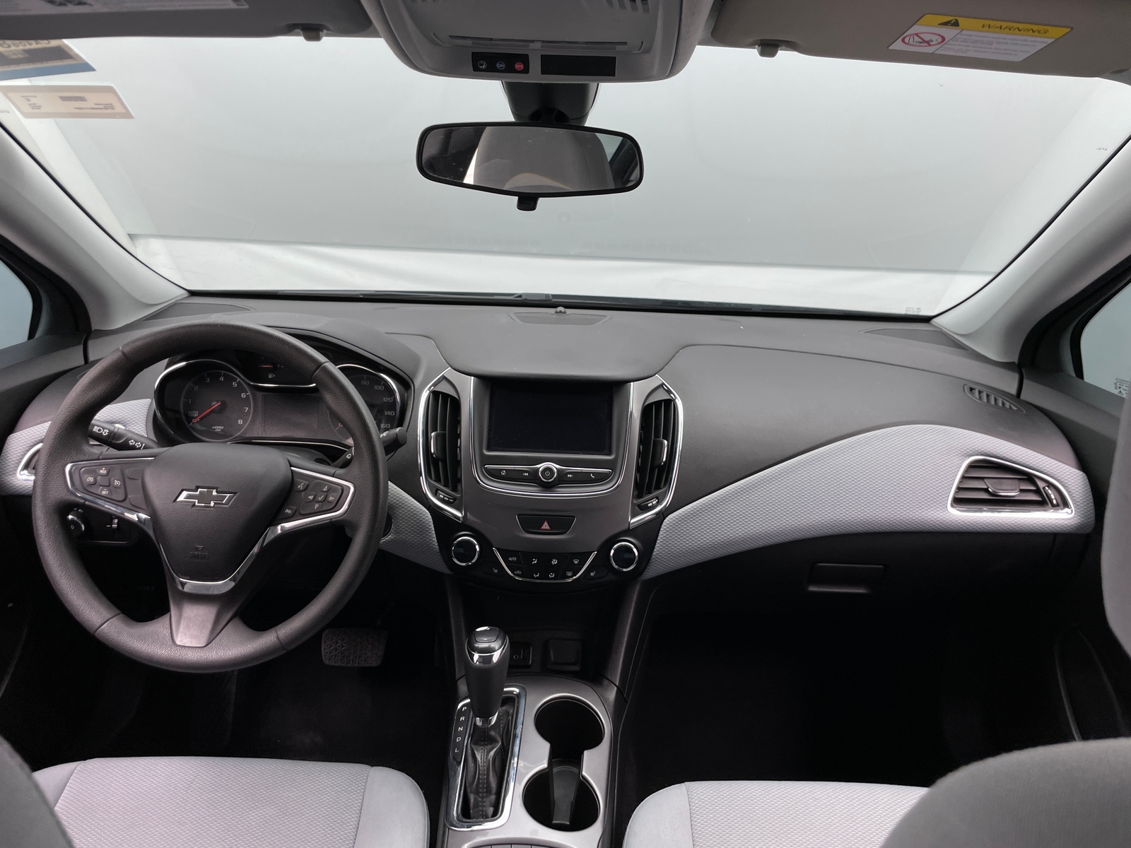 Thumbnail: 2019 Chevrolet Cruze - 3