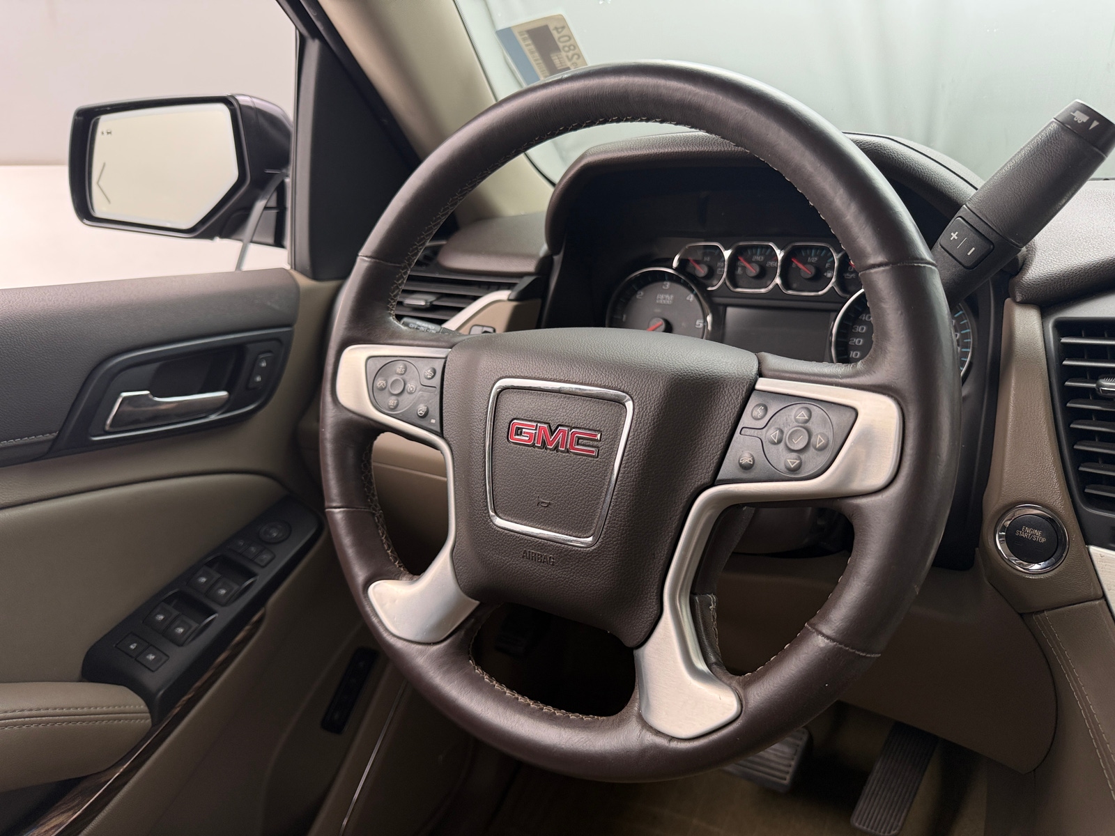 Thumbnail: 2017 GMC Yukon - 4