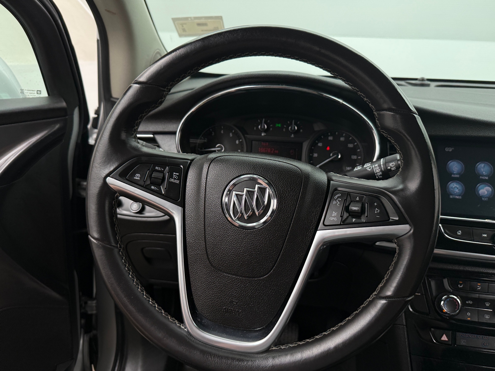 Thumbnail: 2019 Buick Encore - 4