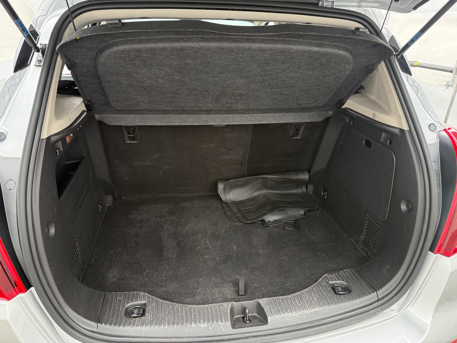 Thumbnail: 2019 Buick Encore - 6