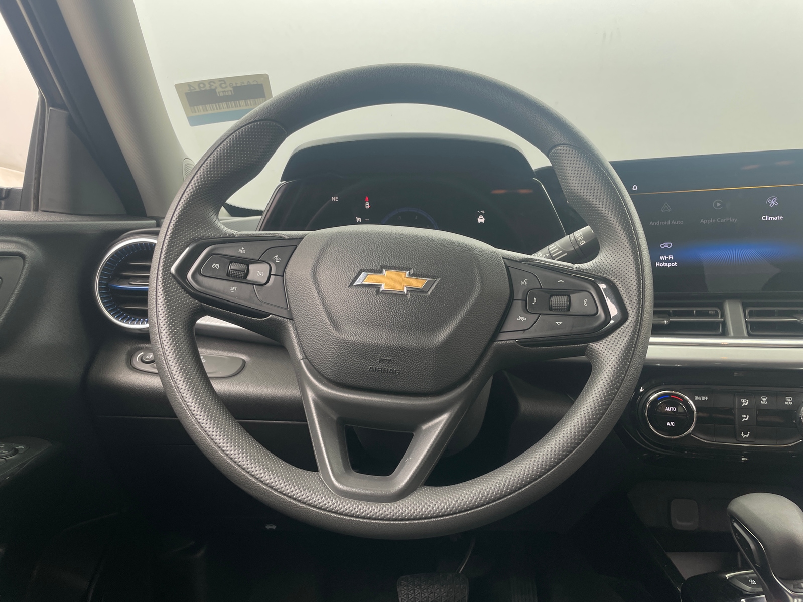 Thumbnail: 2025 Chevrolet Trax - 5