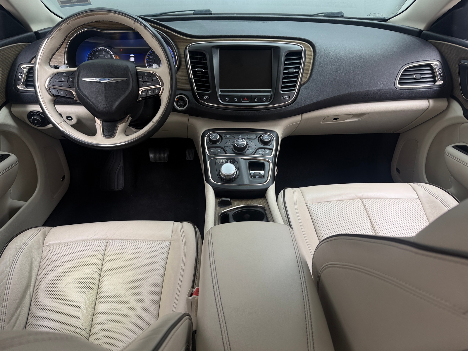 Thumbnail: 2015 Chrysler 200 - 2