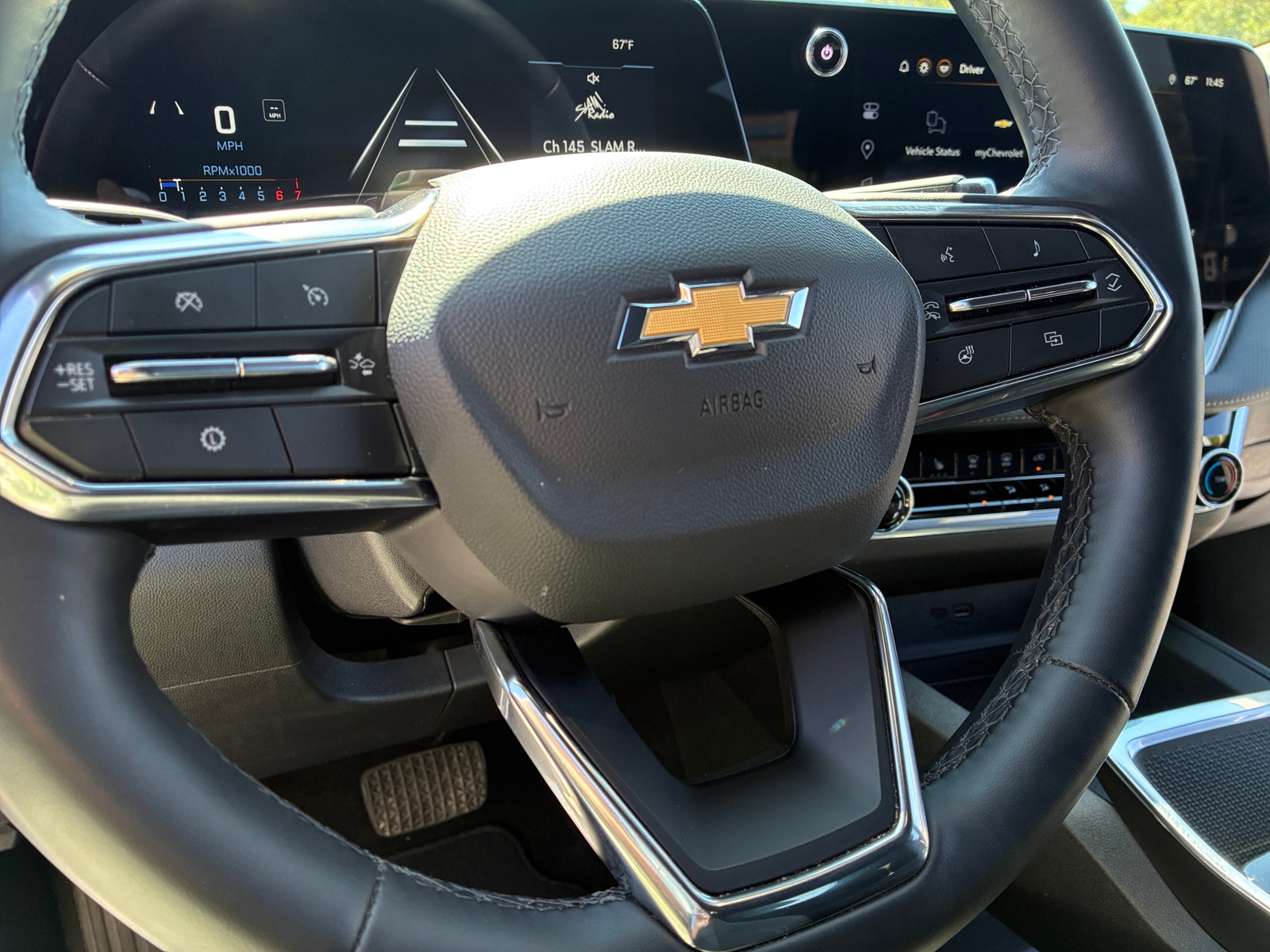 Thumbnail: 2025 Chevrolet Equinox - 4