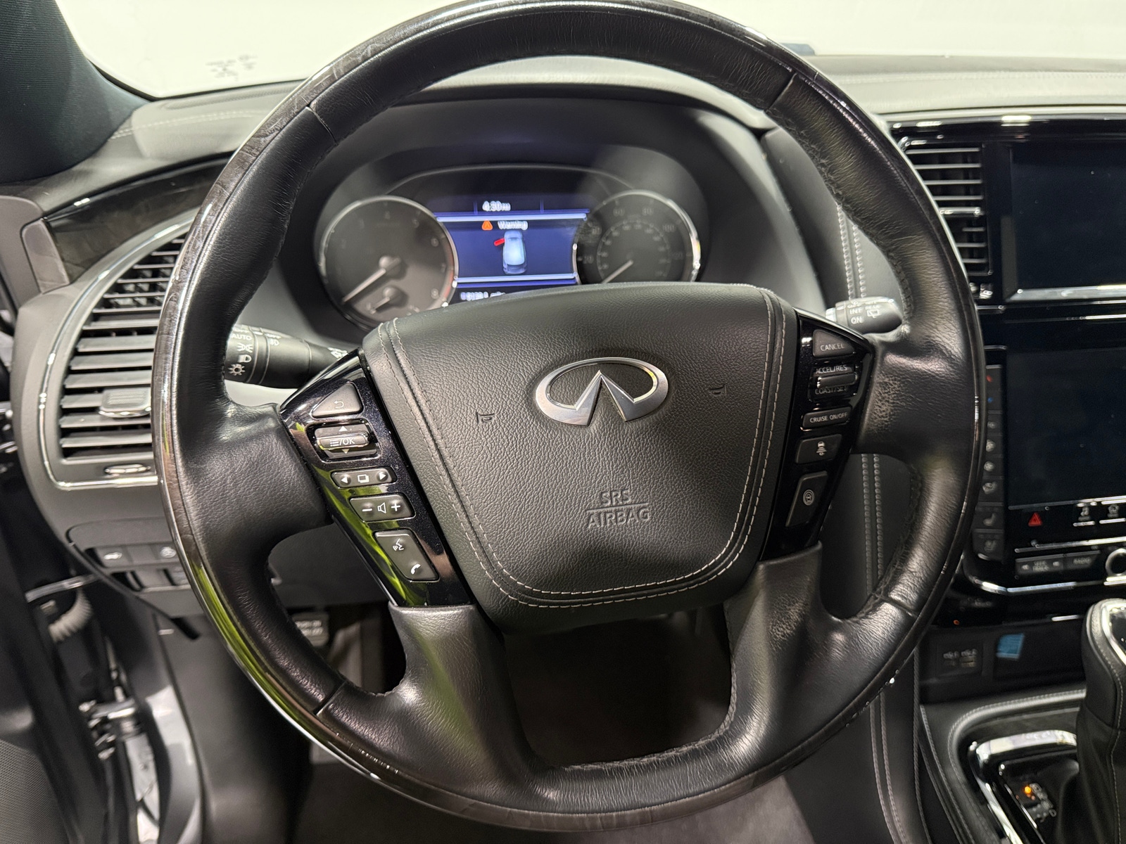 Thumbnail: 2021 INFINITI QX80 - 4