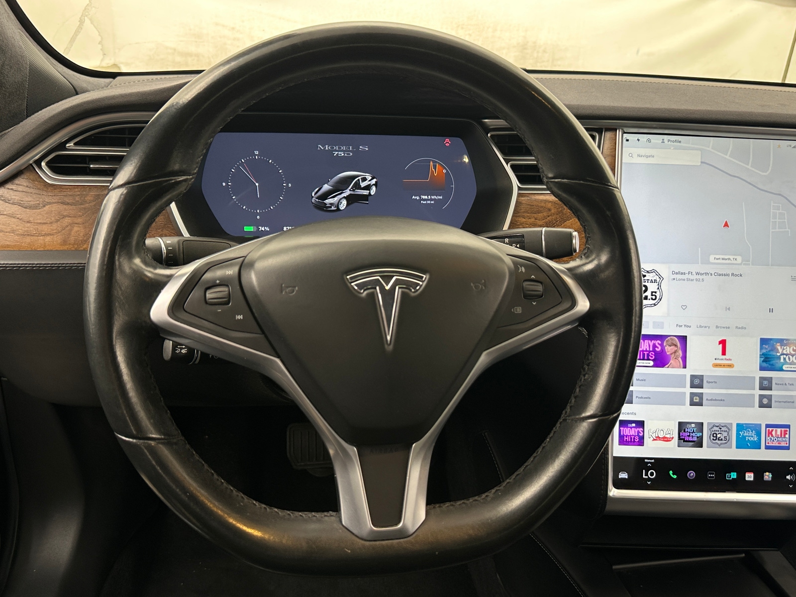 Thumbnail: 2017 Tesla Model S - 4