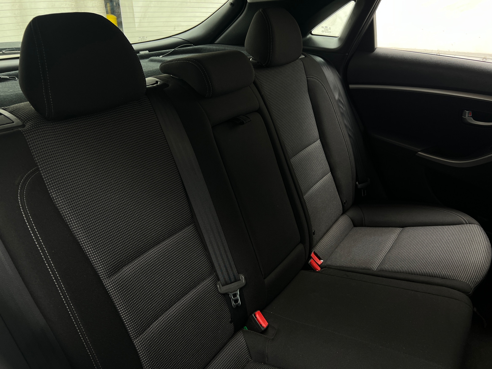 Thumbnail: 2017 Hyundai Elantra - 6