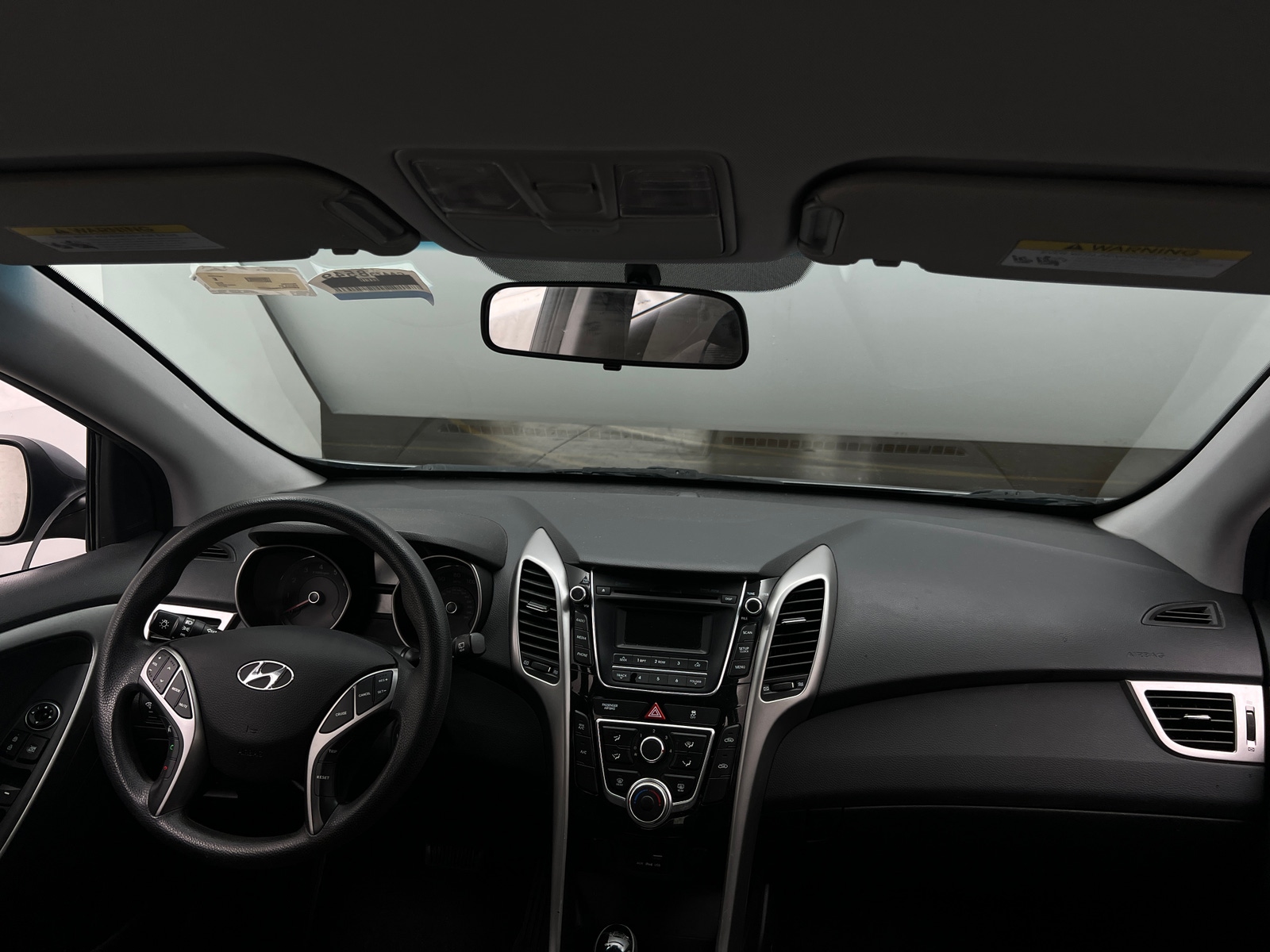 Thumbnail: 2017 Hyundai Elantra - 3