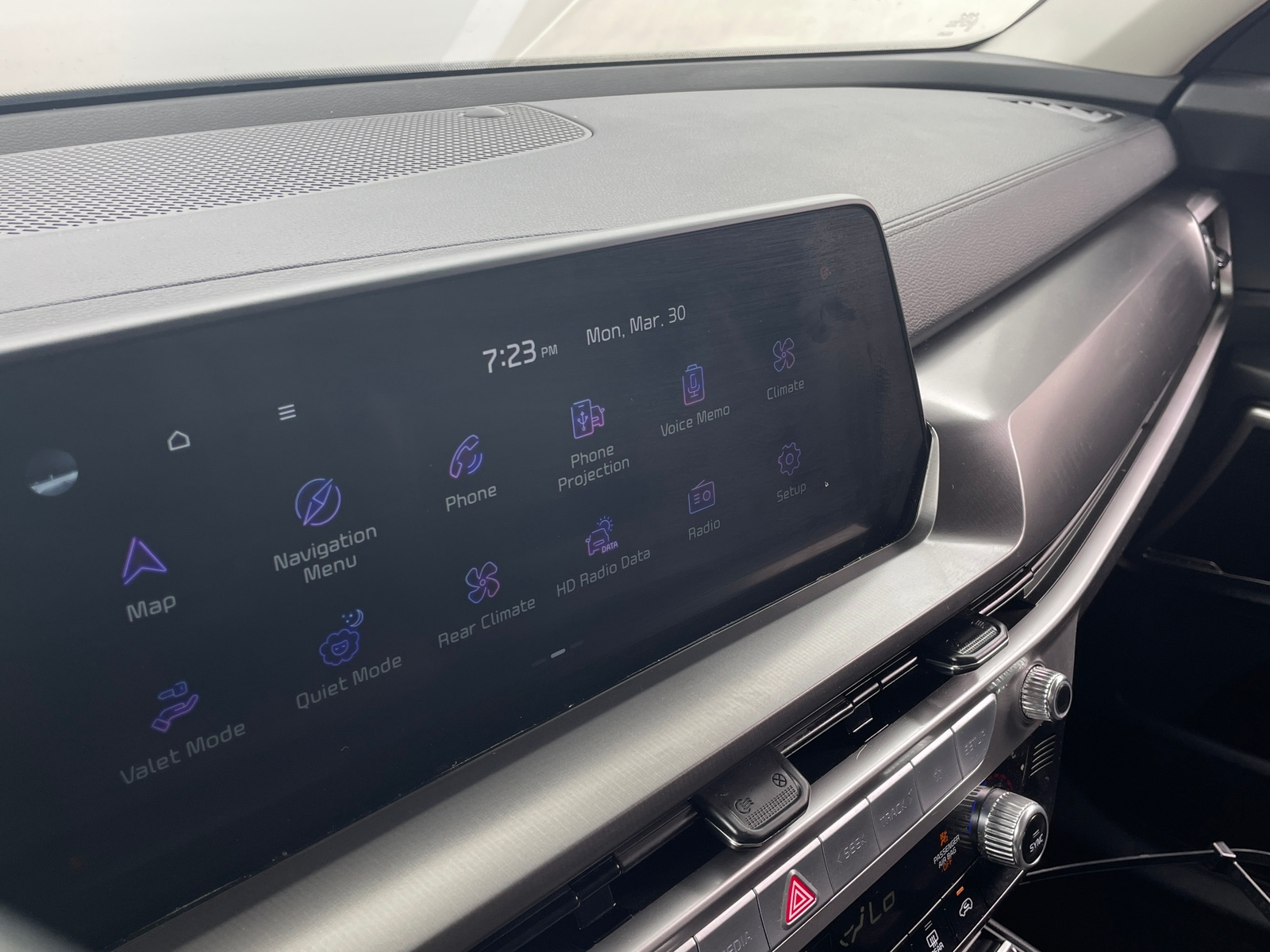 Thumbnail: 2024 Kia Telluride - 4