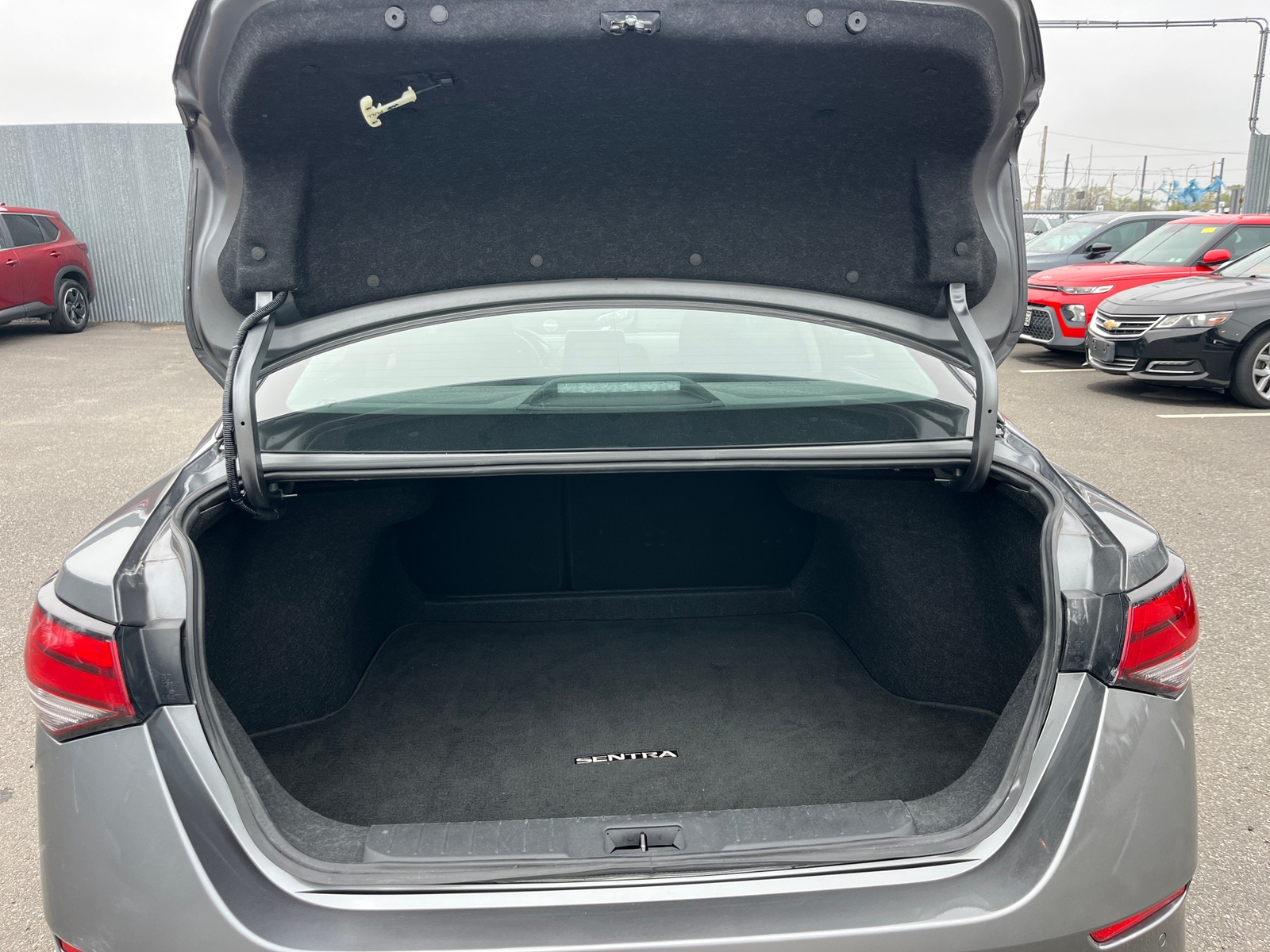 Thumbnail: 2025 Nissan Sentra - 6