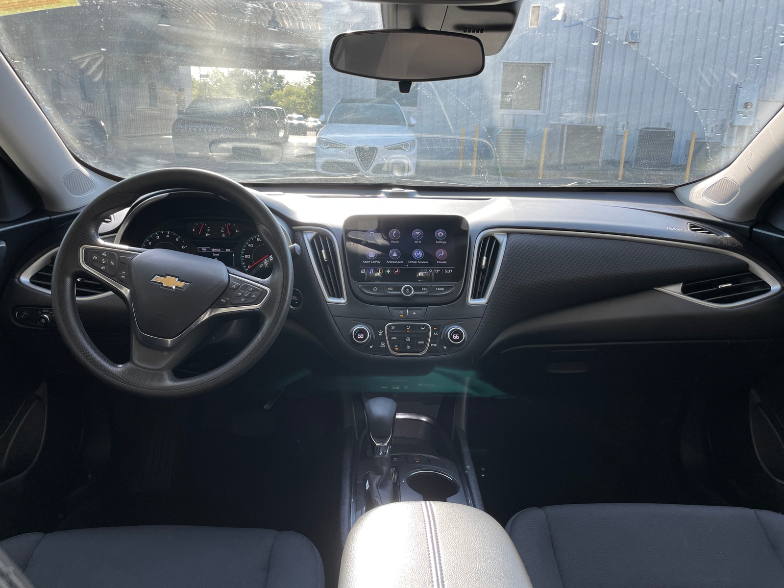 Thumbnail: 2024 Chevrolet Malibu - 3