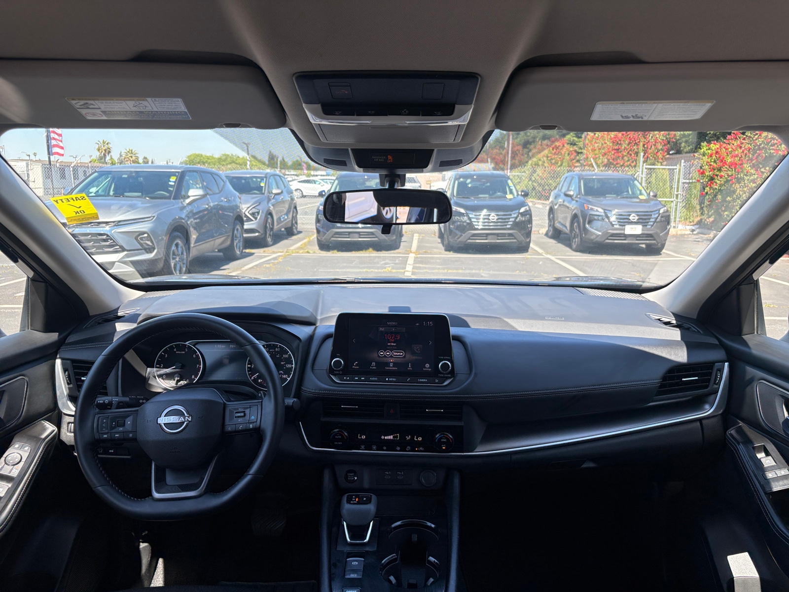 Thumbnail: 2025 Nissan Rogue - 3