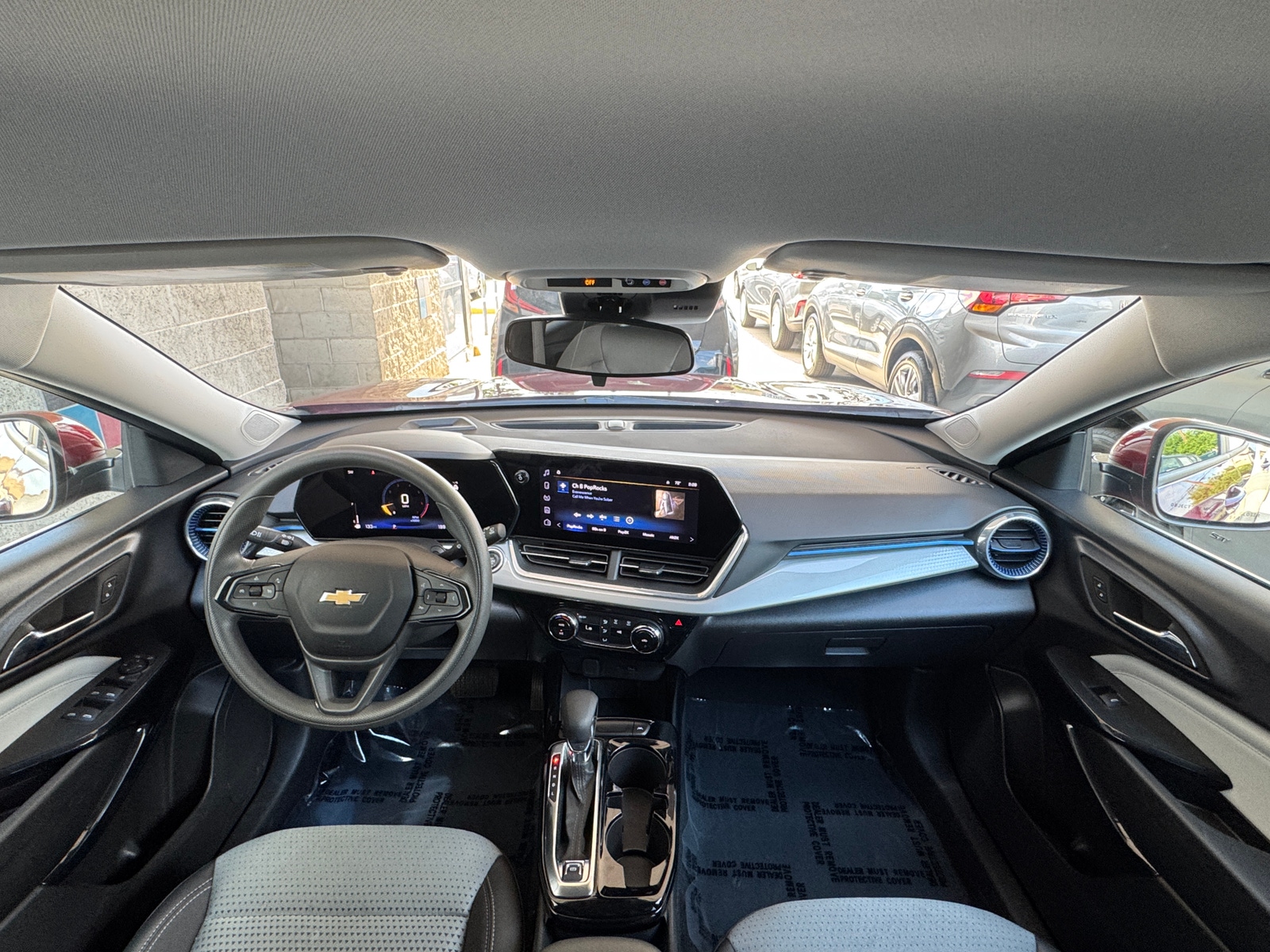 Thumbnail: 2025 Chevrolet Trax - 3