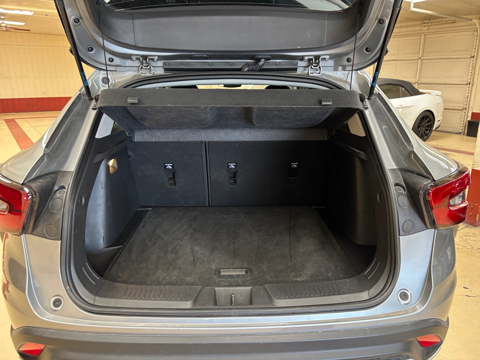 Thumbnail: 2025 Chevrolet Trax - 6