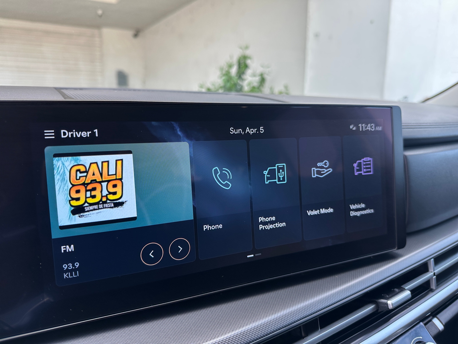 Thumbnail: 2025 Hyundai Santa Fe - 4