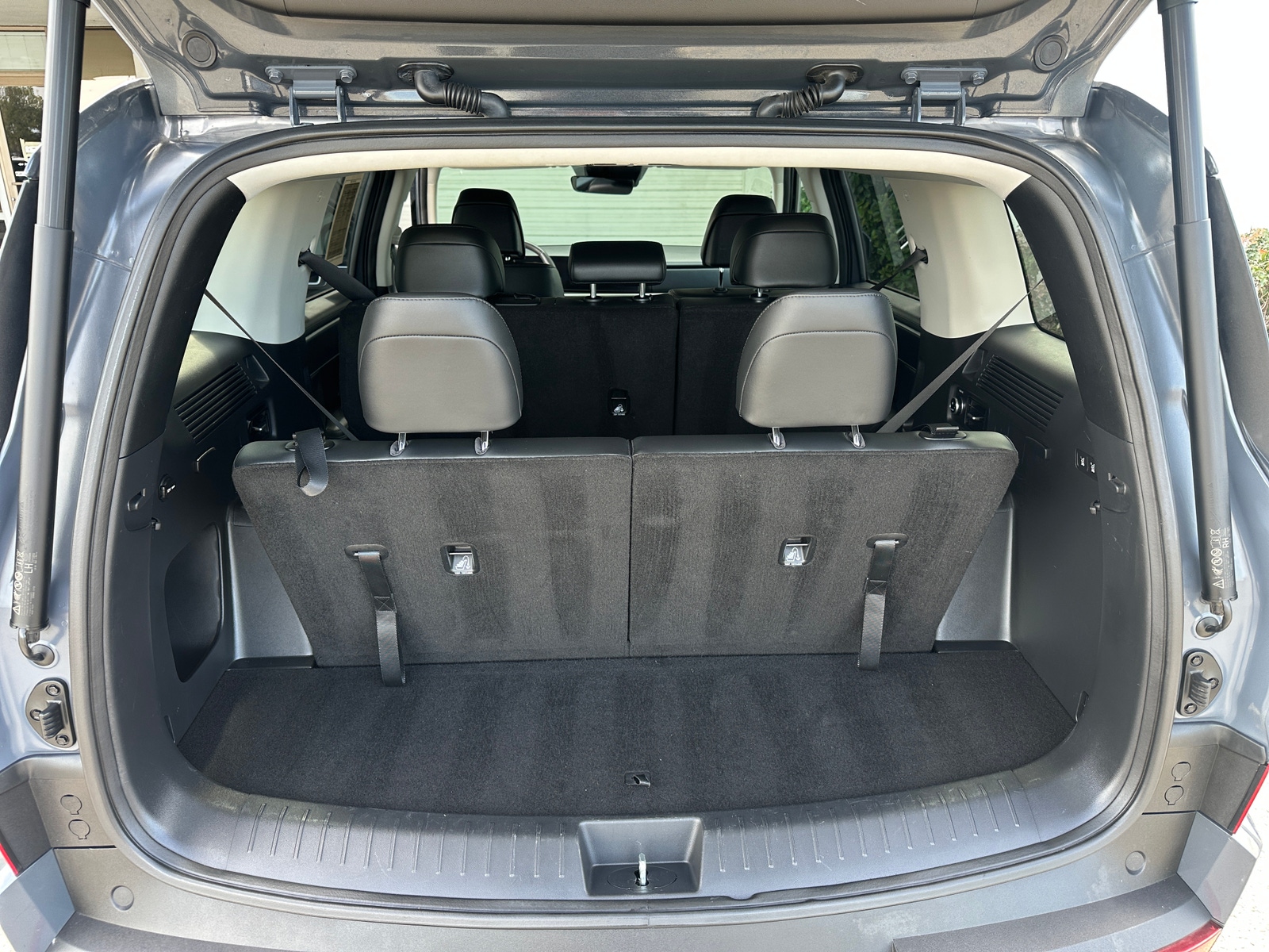 Thumbnail: 2025 Hyundai Santa Fe - 6