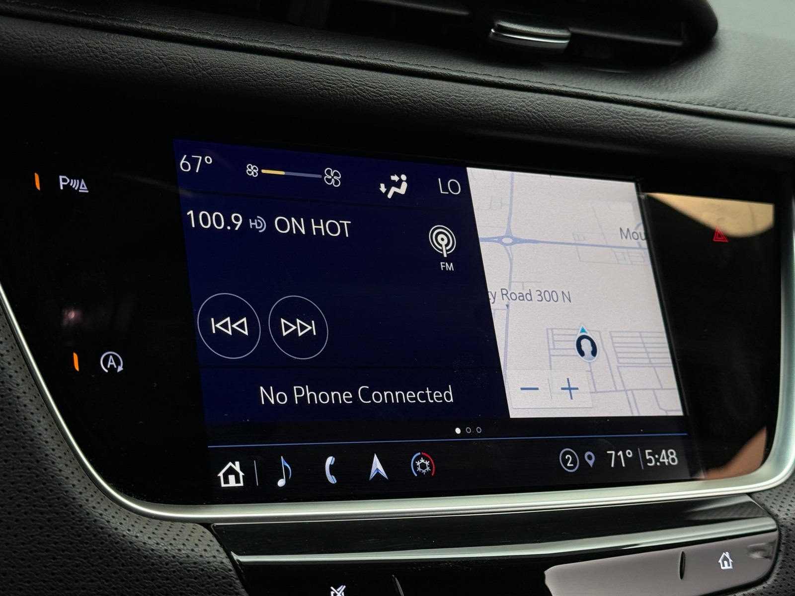 Thumbnail: 2024 Cadillac XT5 - 3