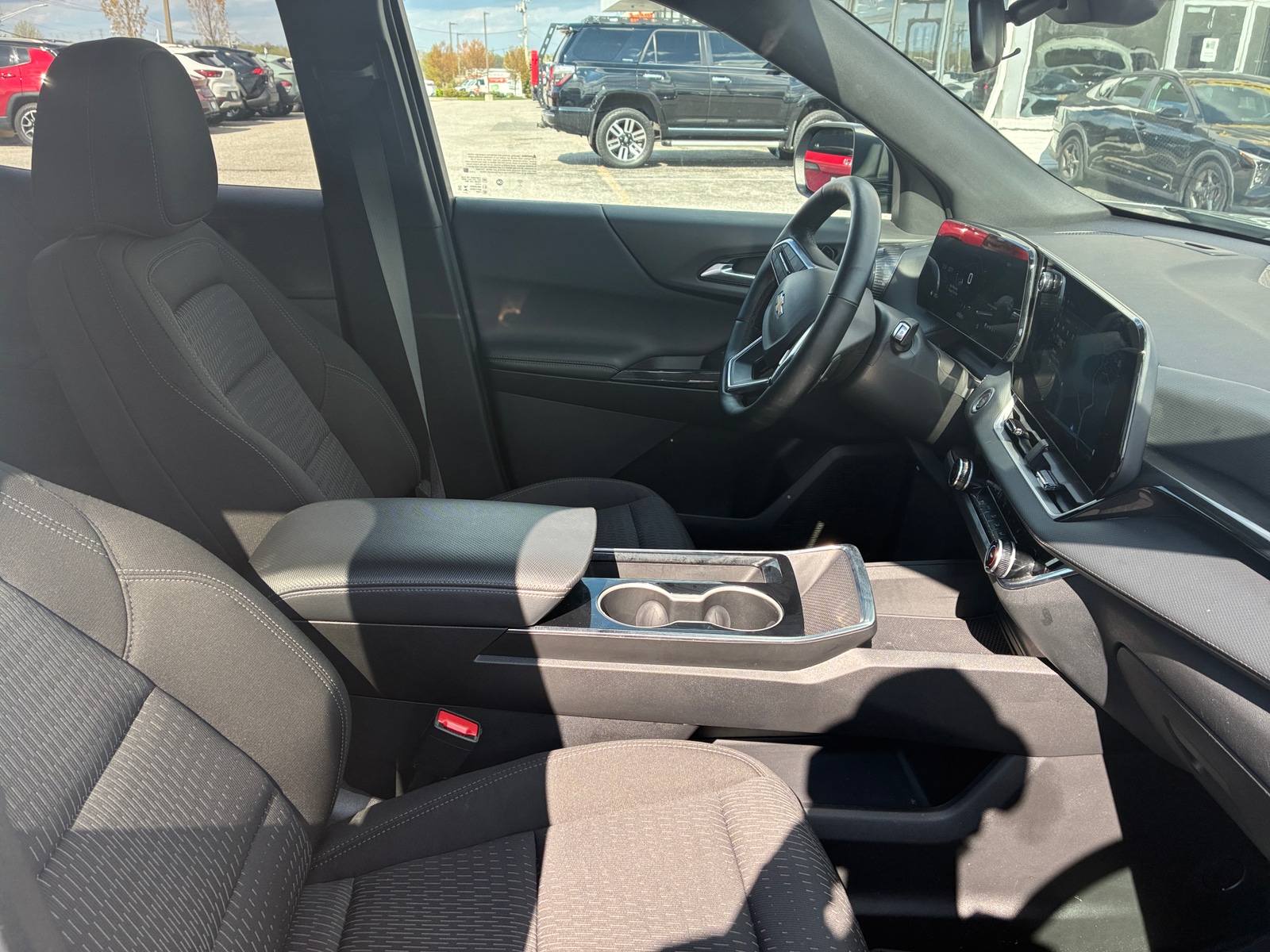 Thumbnail: 2025 Chevrolet Equinox - 2