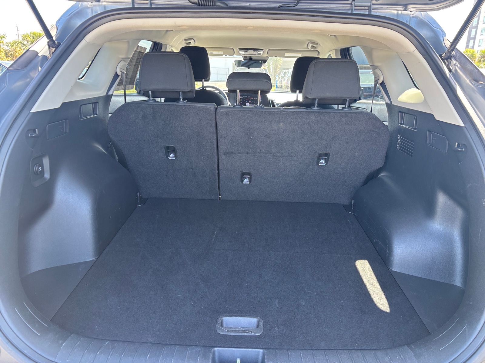 Thumbnail: 2025 Kia Sportage - 6