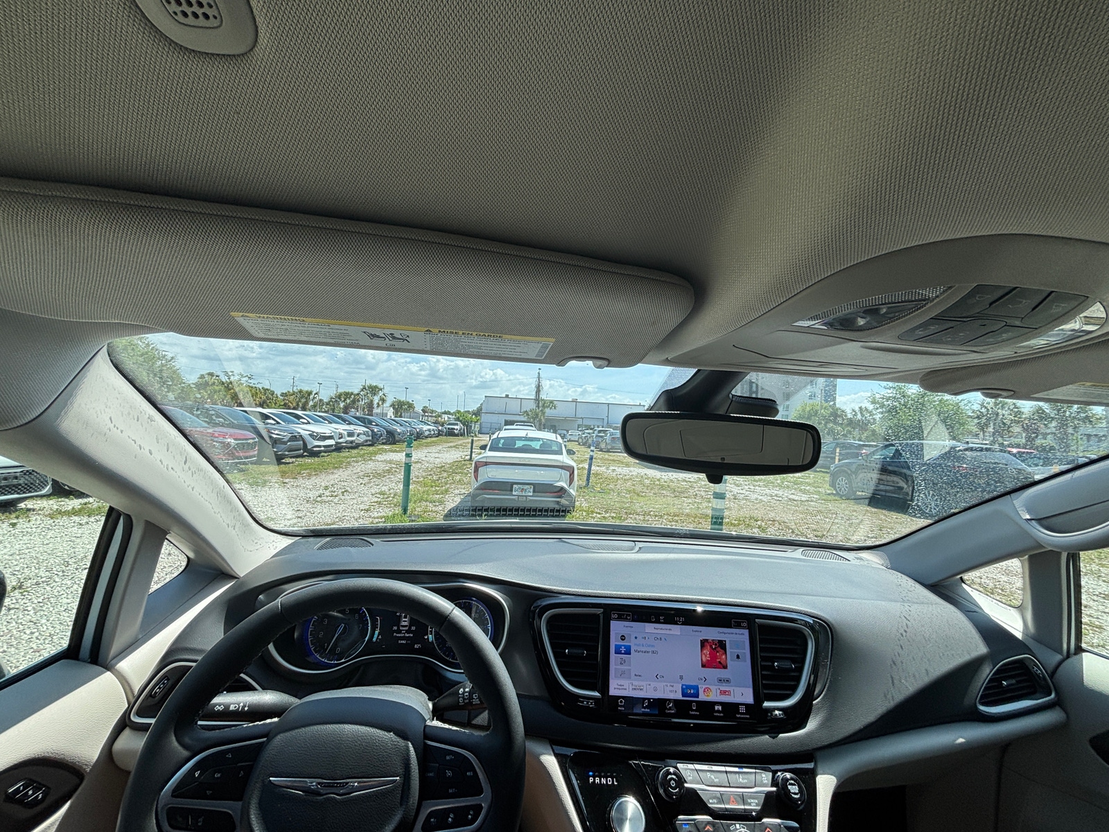 Thumbnail: 2024 Chrysler Pacifica - 3