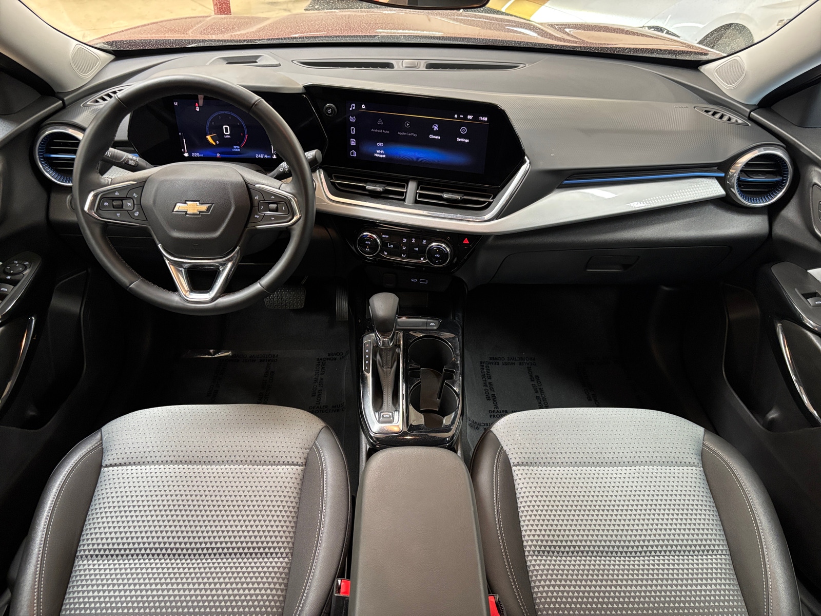 Thumbnail: 2025 Chevrolet Trax - 3