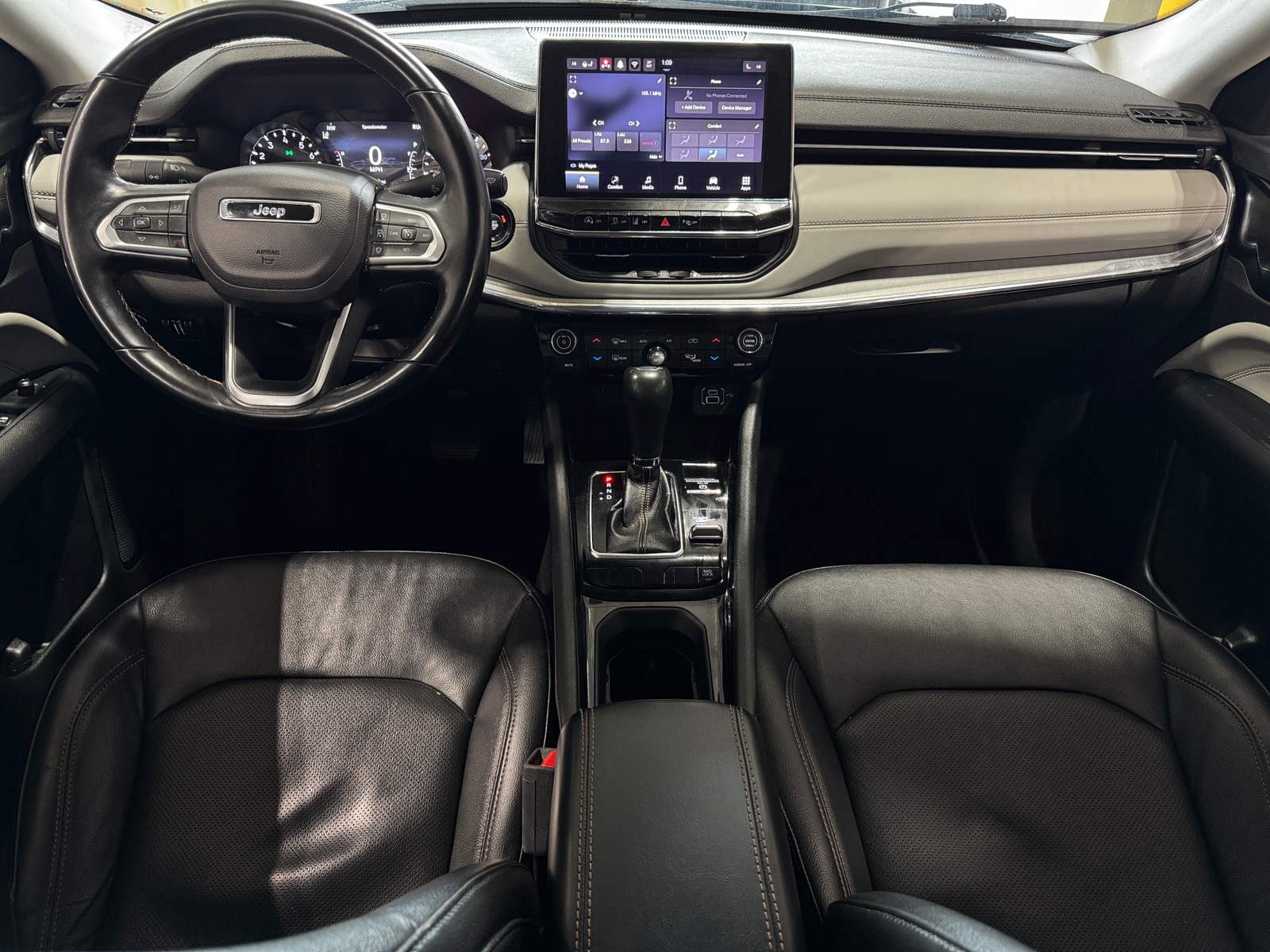 Thumbnail: 2022 Jeep Compass - 2