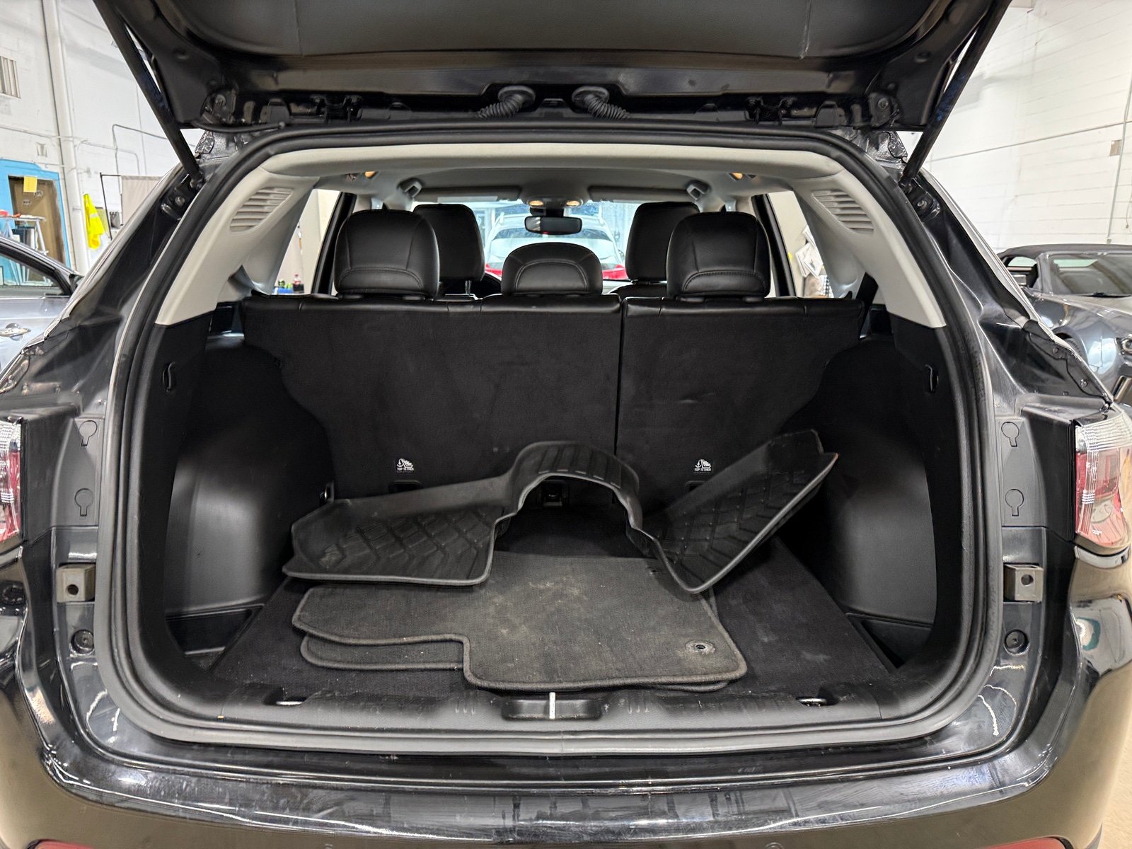 Thumbnail: 2022 Jeep Compass - 6