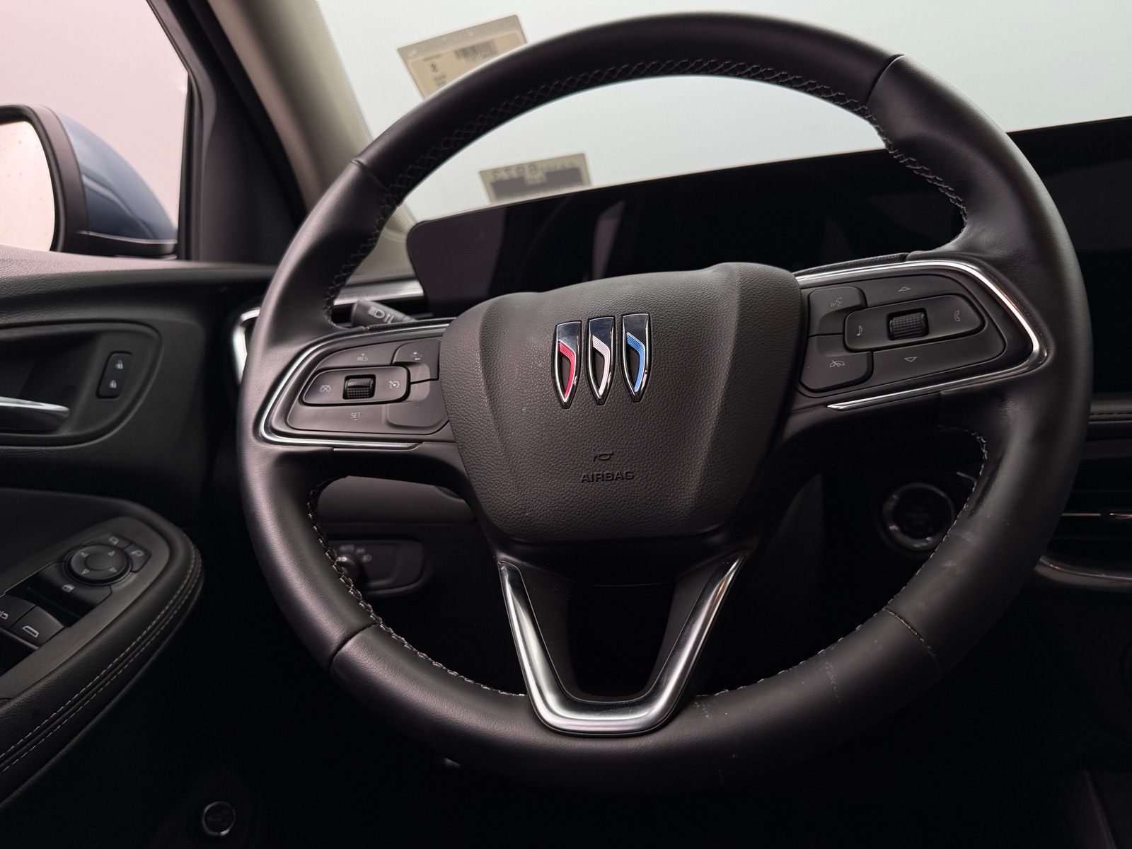 Thumbnail: 2024 Buick Encore GX - 4