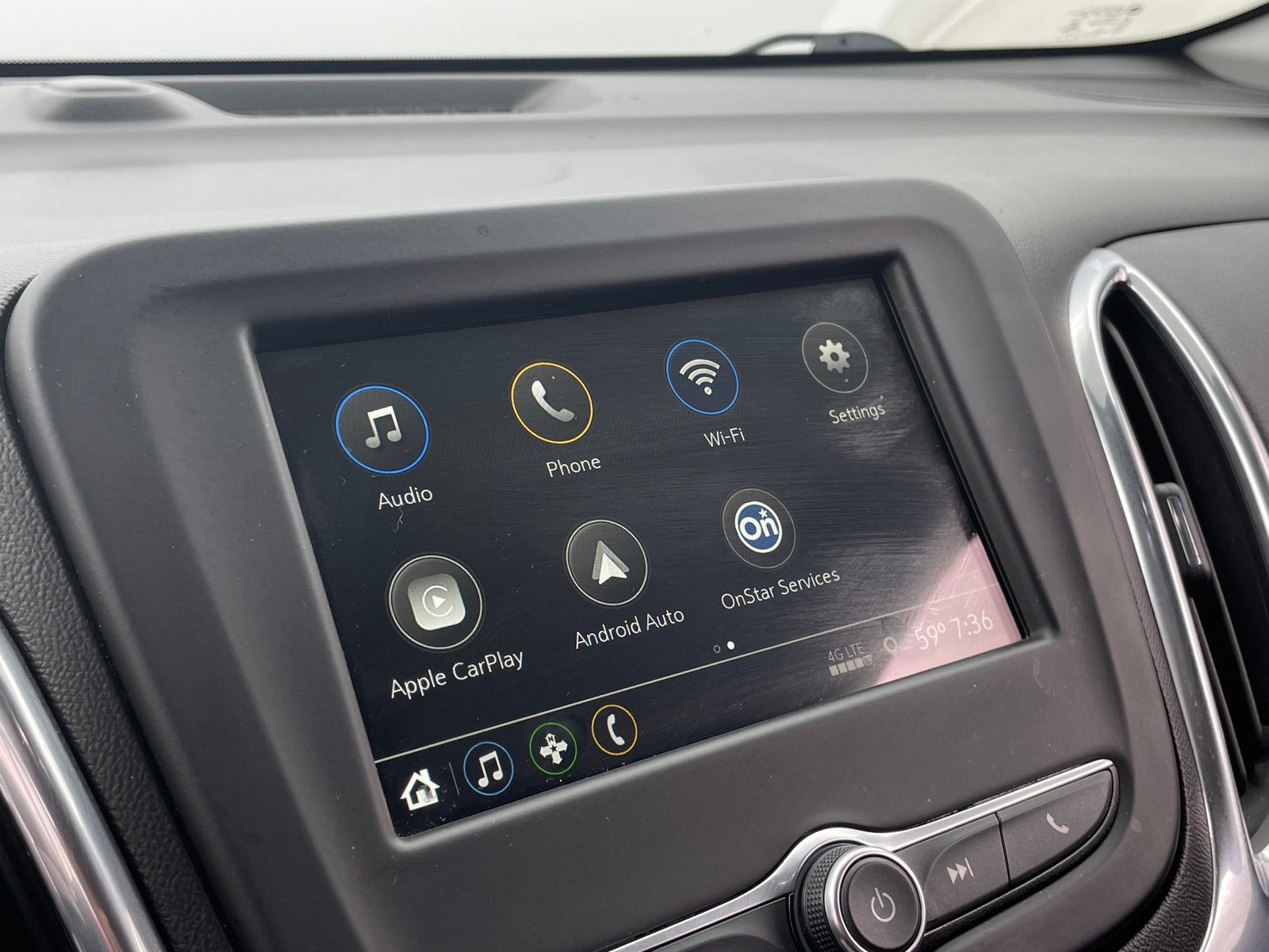 Thumbnail: 2019 Chevrolet Equinox - 4