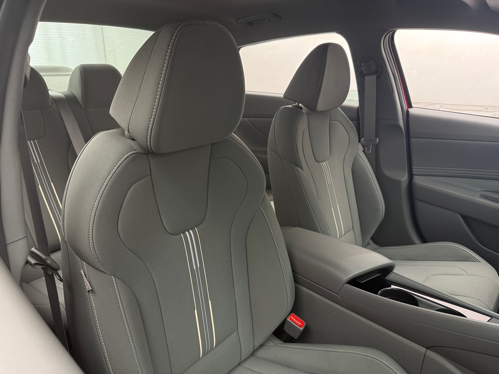 Thumbnail: 2023 Hyundai Elantra - 2