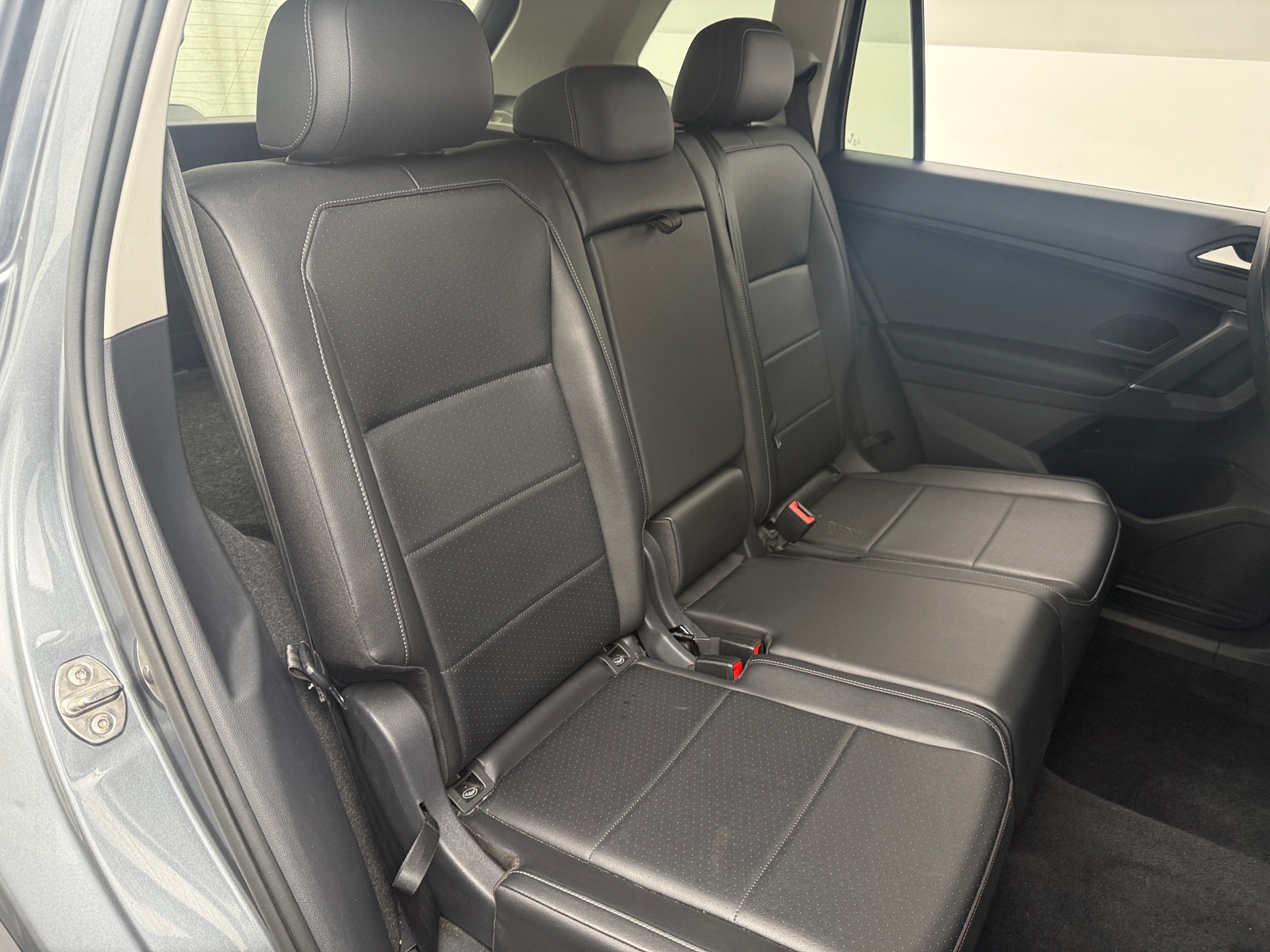 Thumbnail: 2020 Volkswagen Tiguan - 5