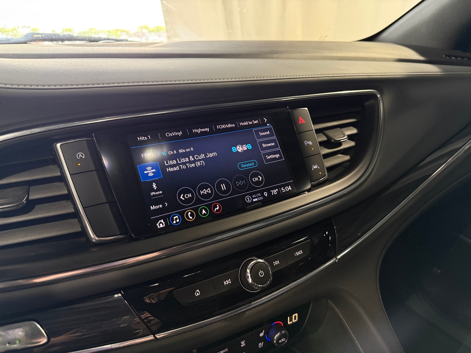 Thumbnail: 2022 Buick Enclave - 3