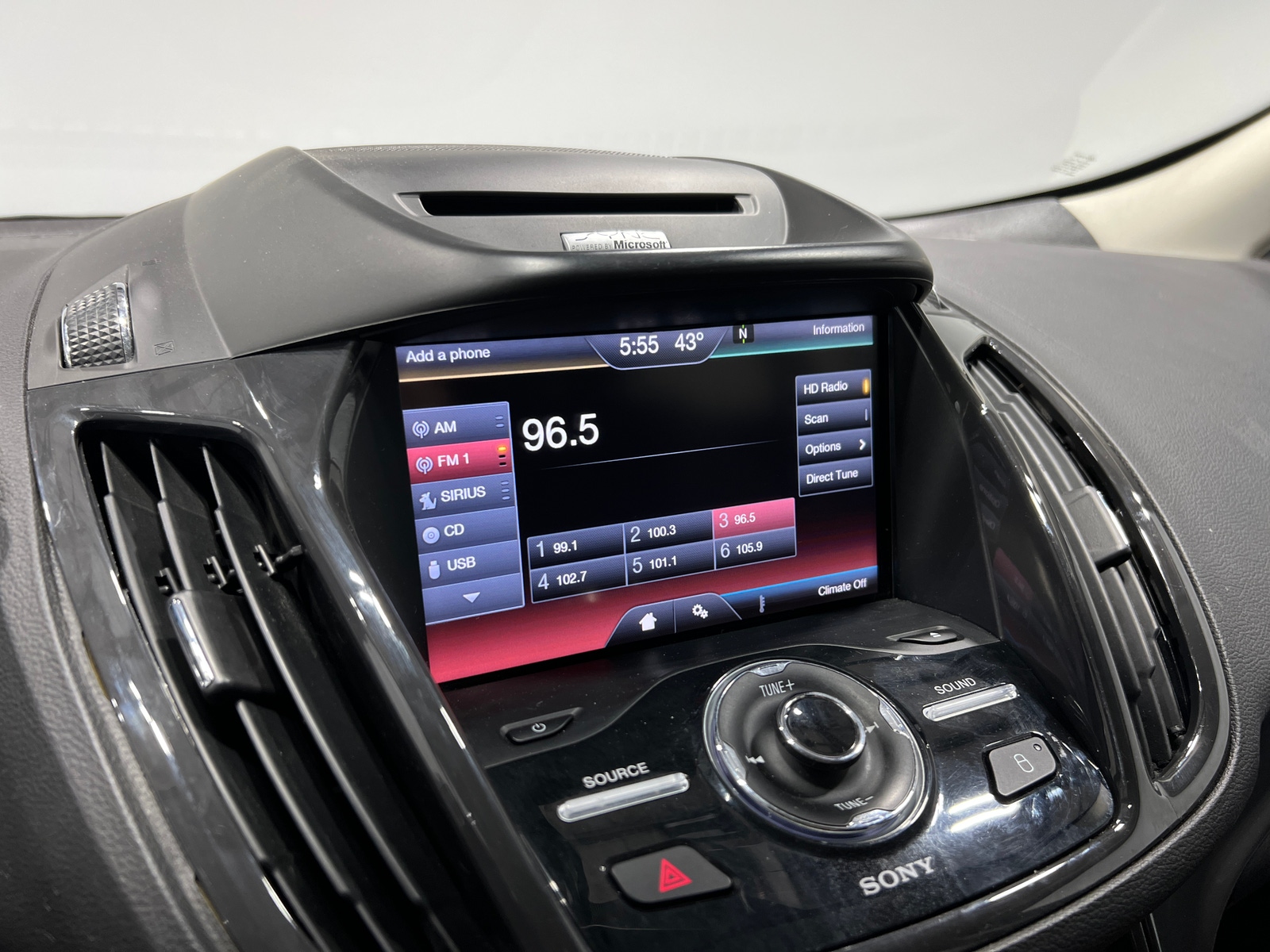 Thumbnail: 2014 Ford Escape - 3