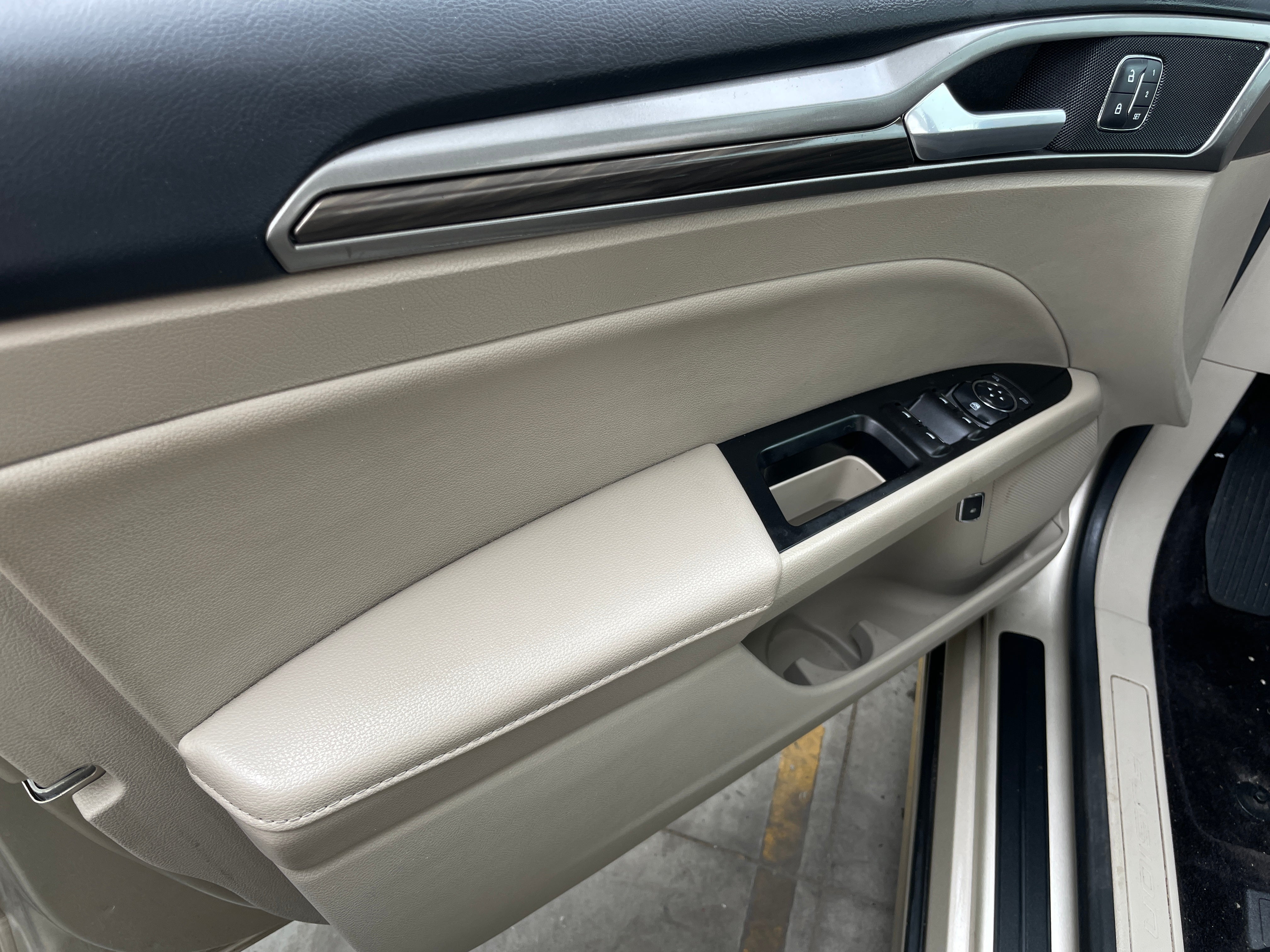 2017 Ford Fusion Energi