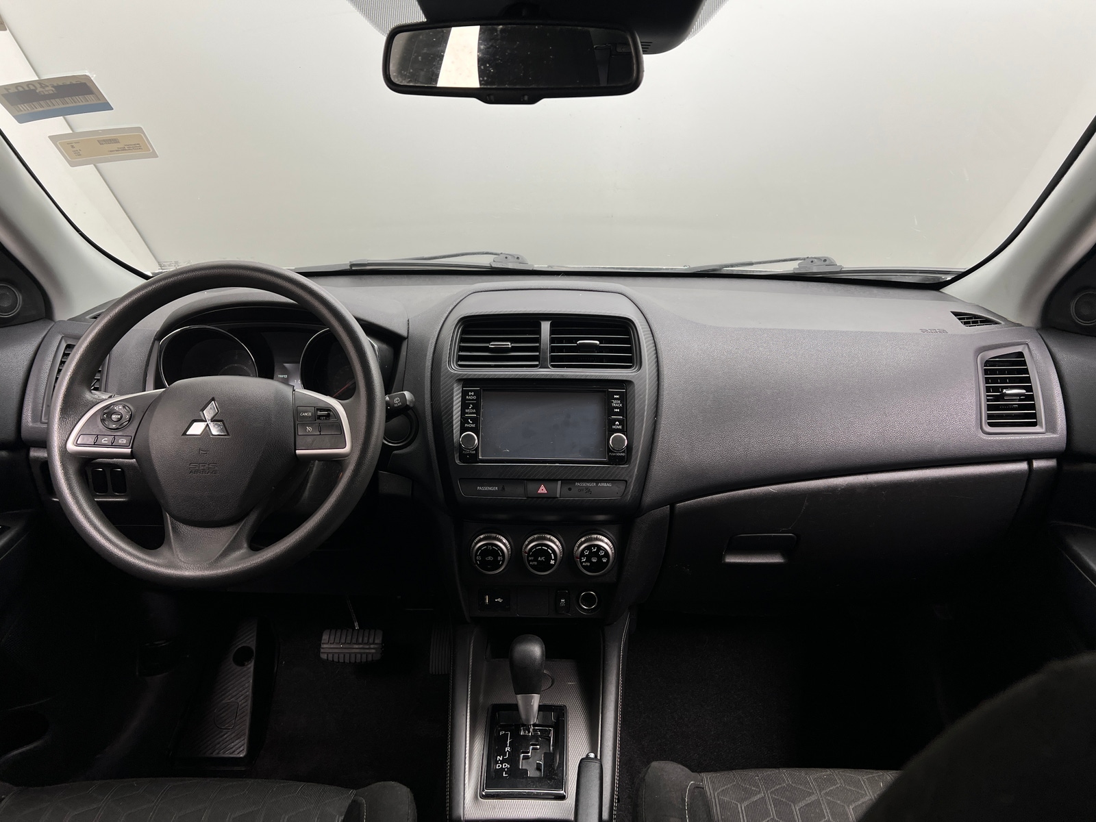 Thumbnail: 2021 Mitsubishi Outlander Sport - 3