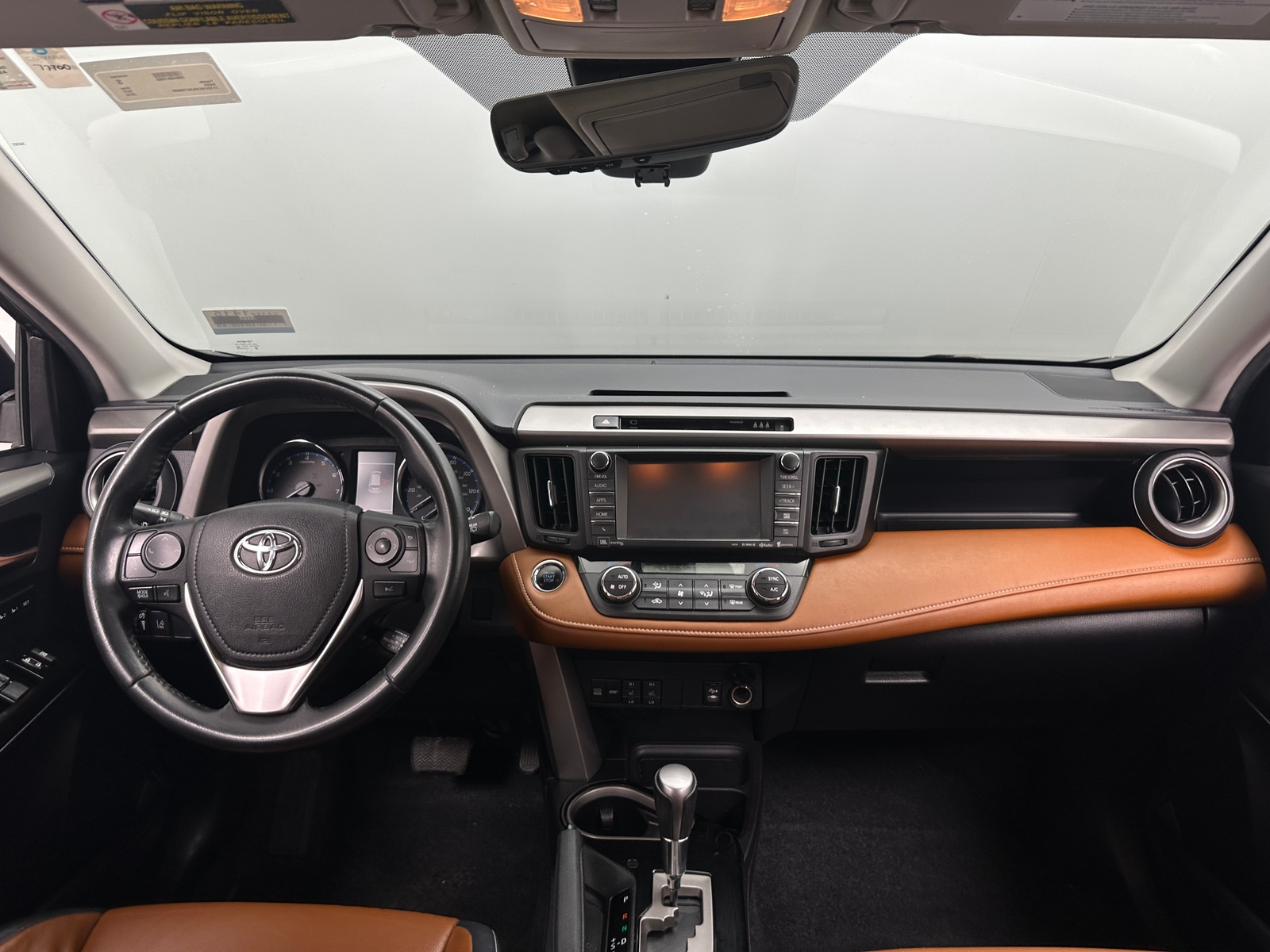 Thumbnail: 2018 Toyota RAV4 - 2