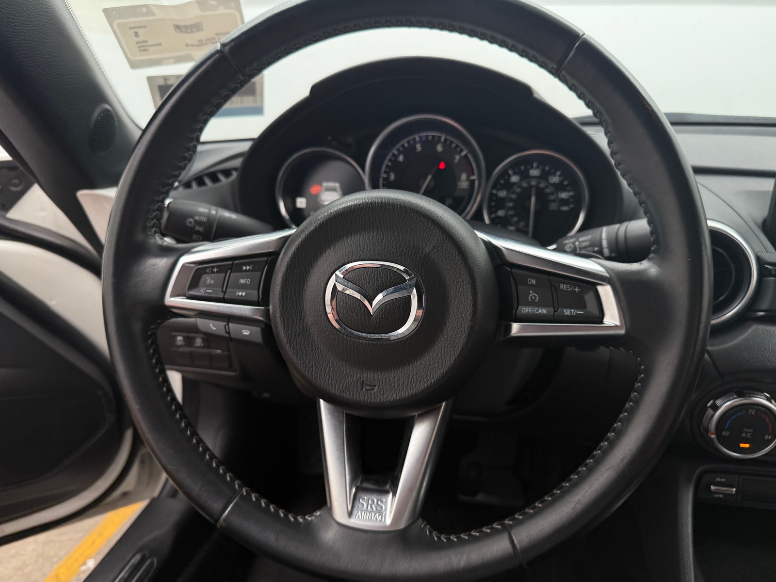 Thumbnail: 2023 Mazda MX-5 Miata - 4